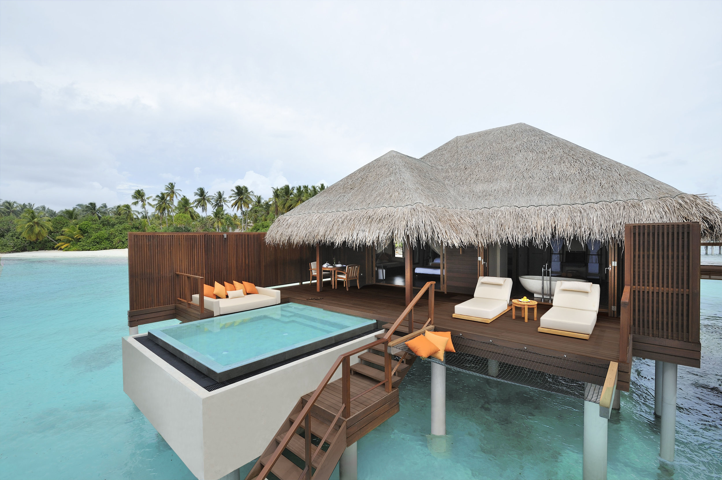 Ayada Maldives villas OCEAN VILLA (3).jpg