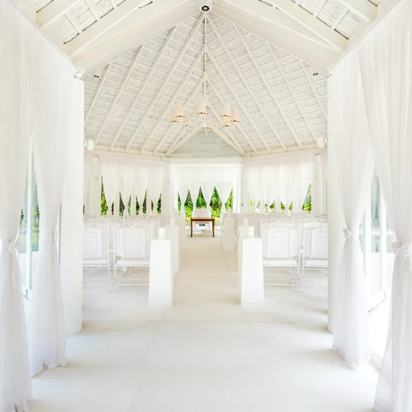 1-white-room.jpg