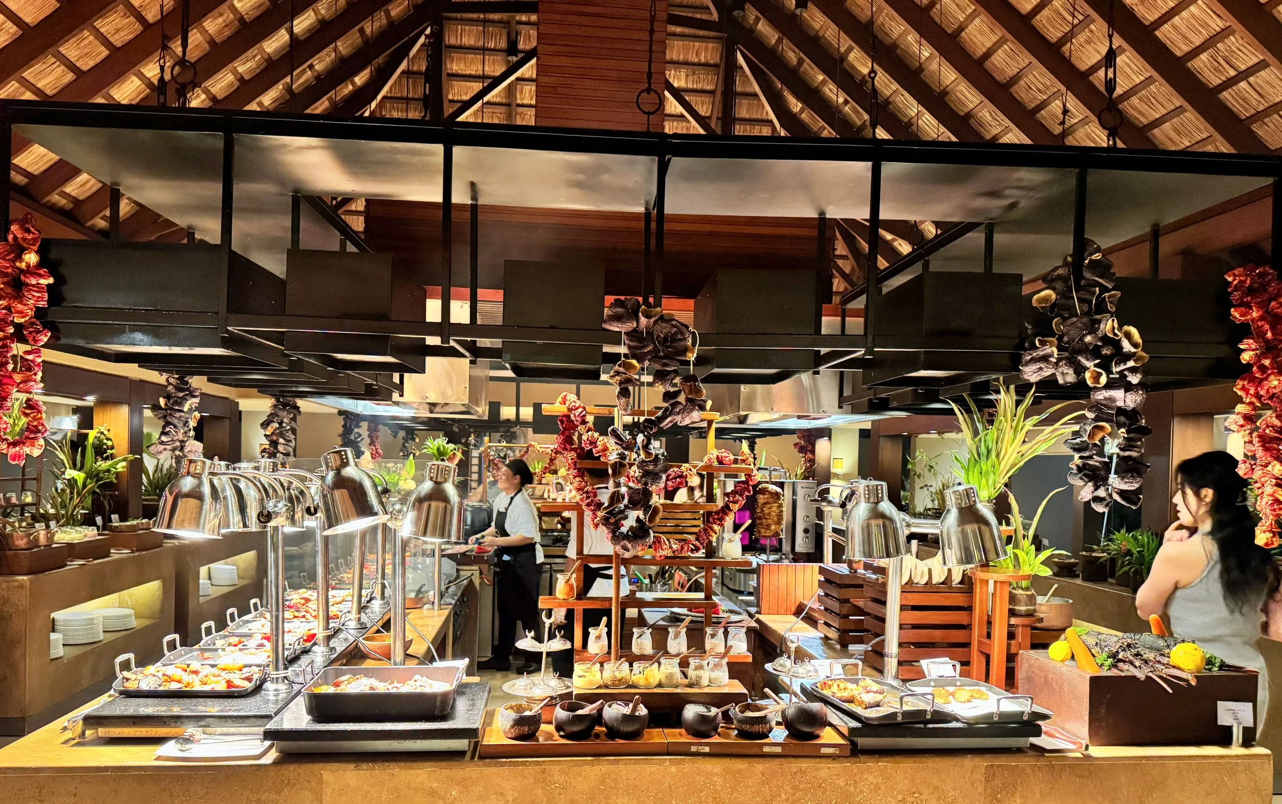 Every Night a Different Theme at Magu -  Ayada Maldives’ Signature Dining Experience