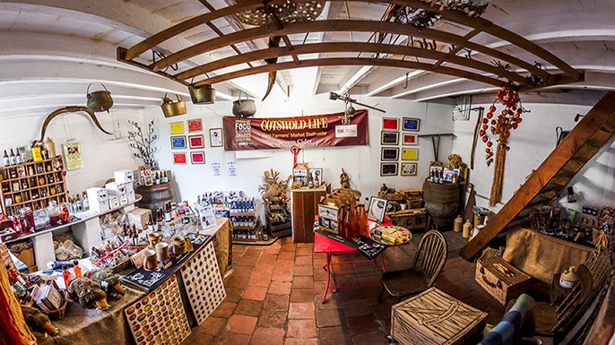 shop.jpg