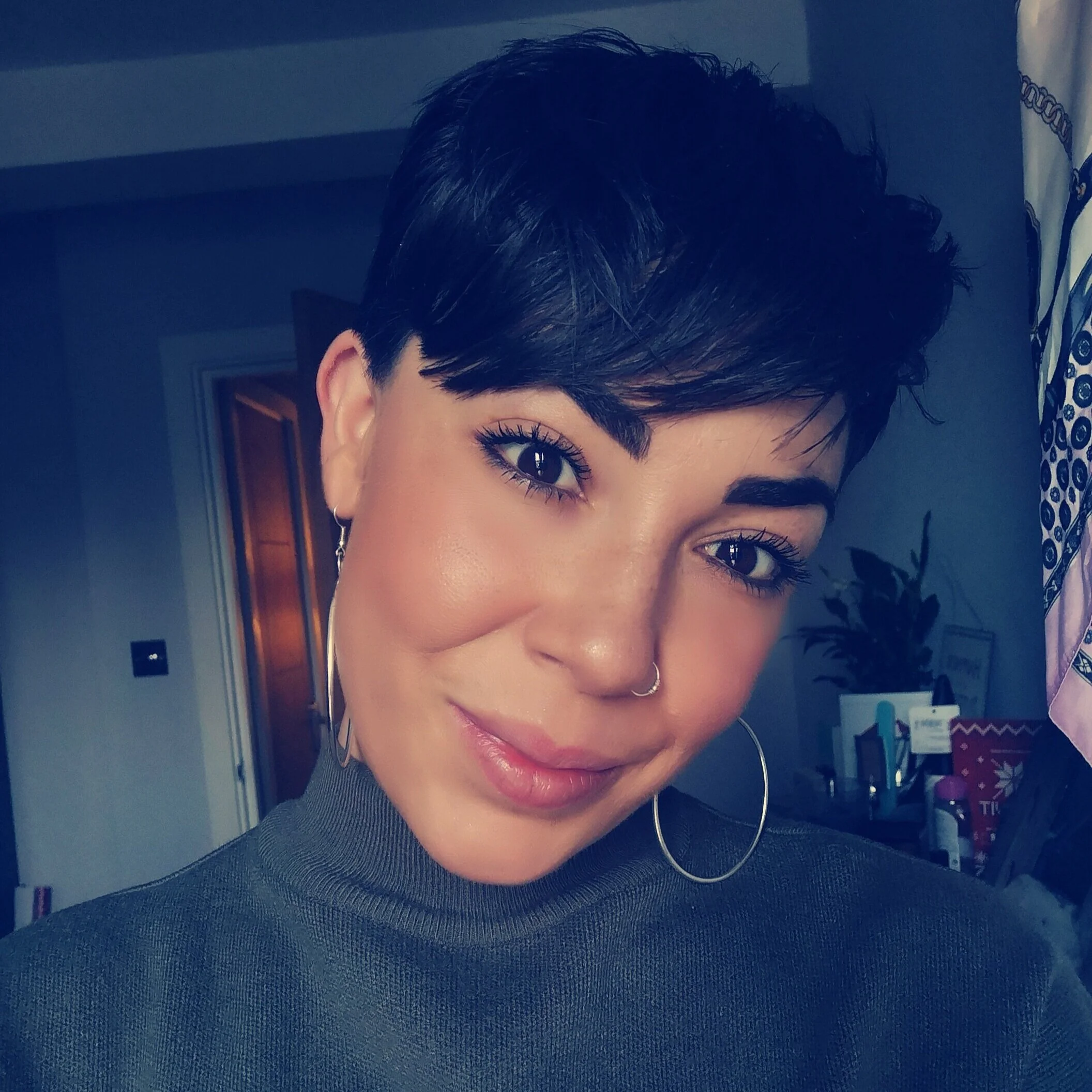  Jamaican/English | French
