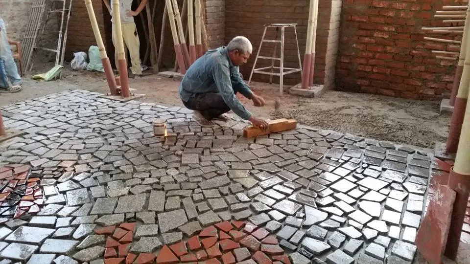 05_Bholu 14_mosaic floor_2.jpg