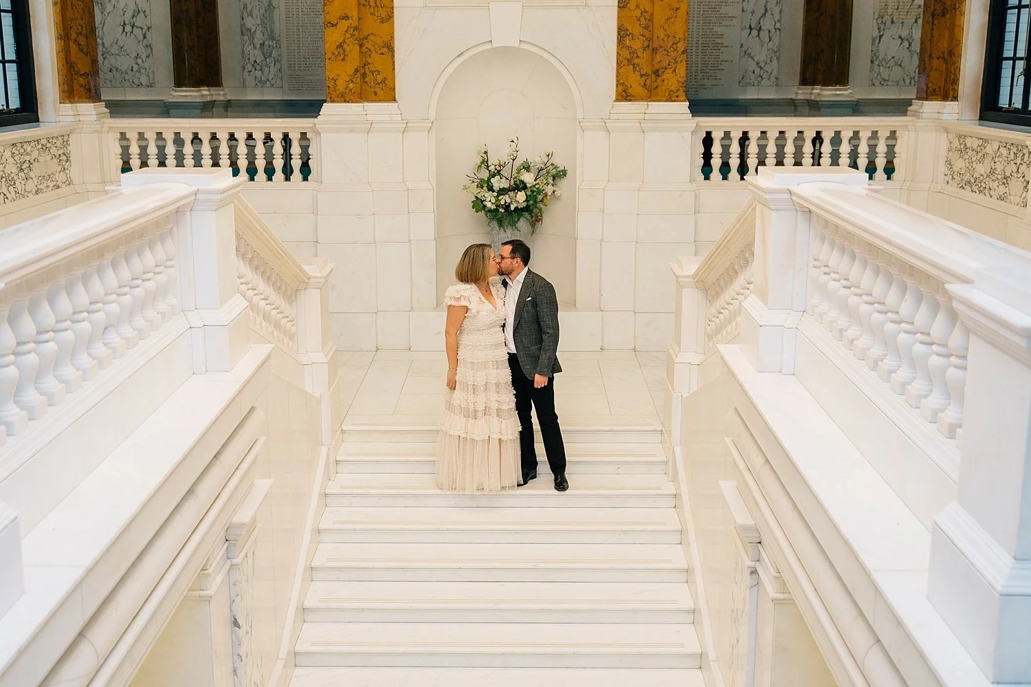 Camden_Town_Hall_Wedding_entrance_001.jpg
