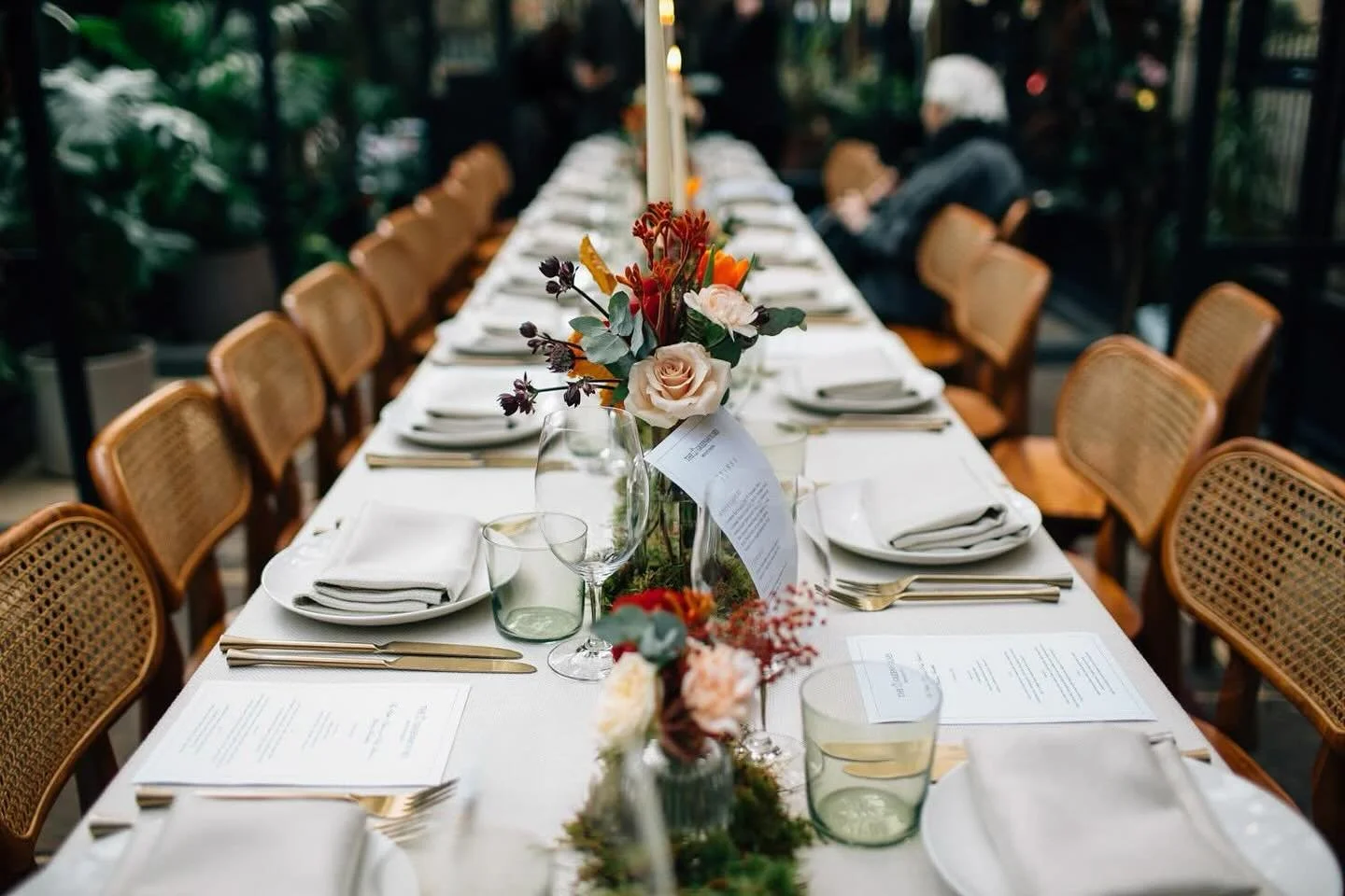 Tay &amp; Paul&rsquo;s wedding at the Greenhouses near Old Marylebone Town Hall was pure magic!!!
The light, the greenery, the warmth of the amazing space, everything felt so natural, uplifting and beautifully intimate. This is definitely one of my f