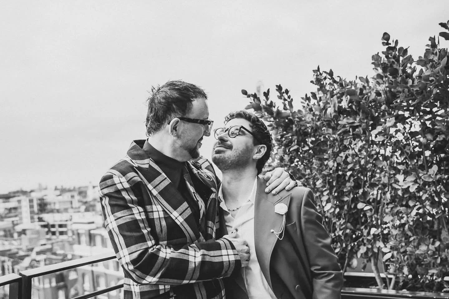 Even in B/W, these two gorgeous people bring all the colour and fun!!!

Simon &amp; Roddy on the balcony at The Standard, a bold, unique hotel, completely in their own world for a second above the city.

There&rsquo;s something I love about moments l