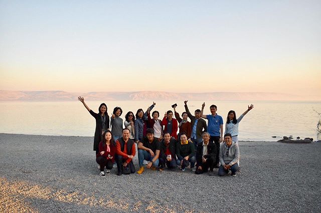 Just finished our bible study while witnessing beautiful sunset from the shore of Sea of Galilee
.
#seaofgalilee #tourisrael #holylandtour #tourholylandindonesia #tiberias