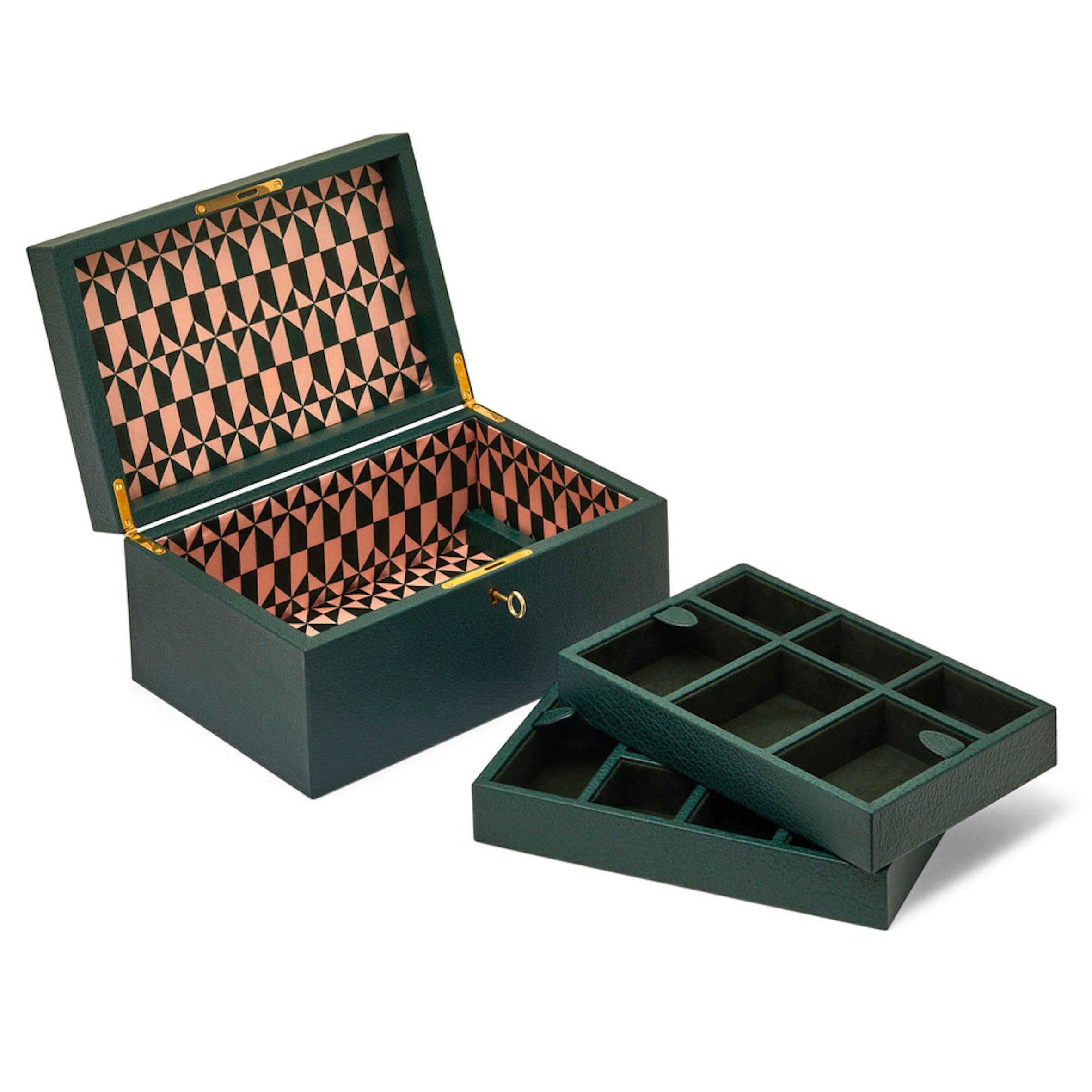 Jewellery box no metal plate low res.jpg
