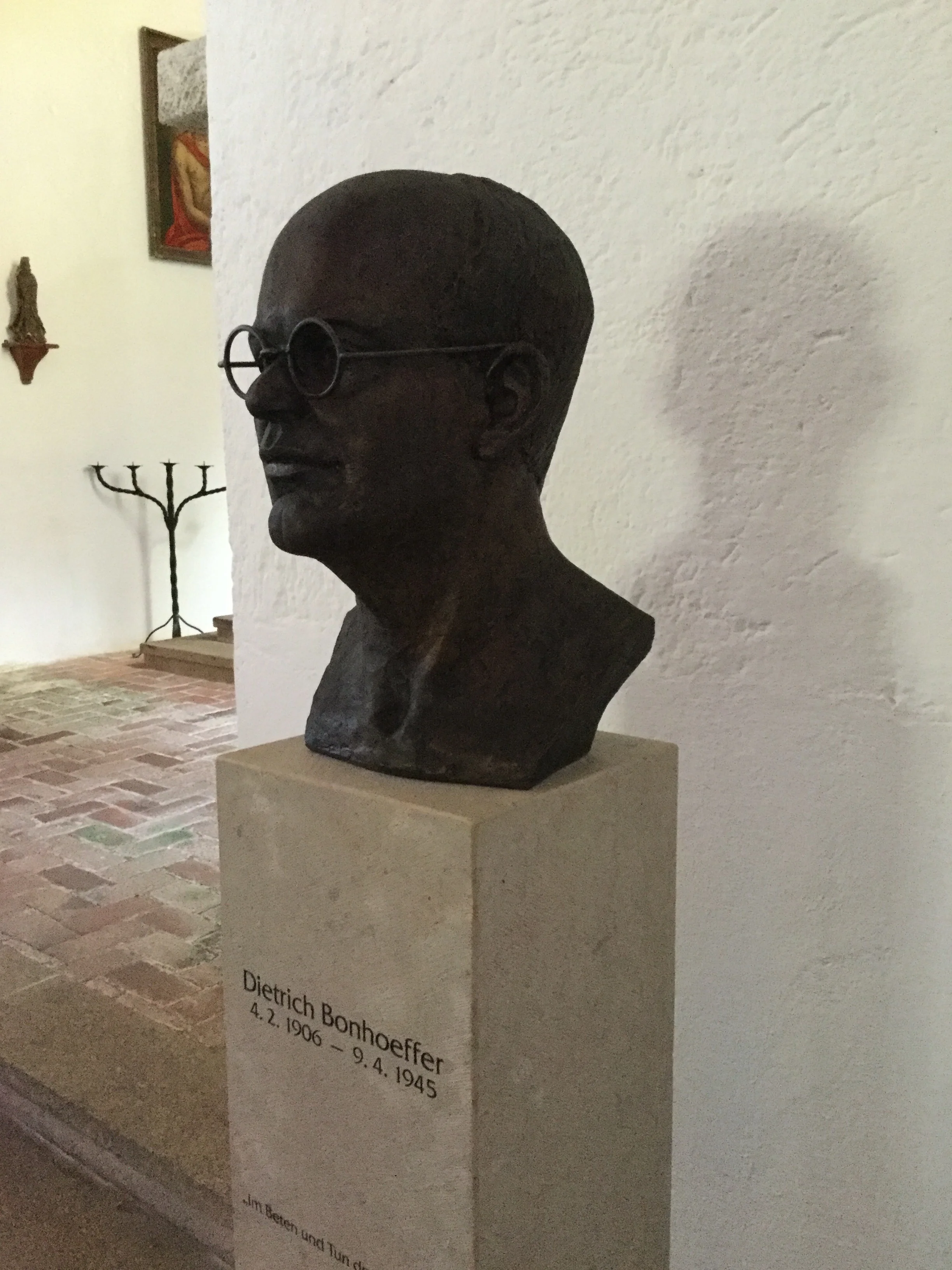 Bust in the Dietrich Bonhoeffer Chapel.