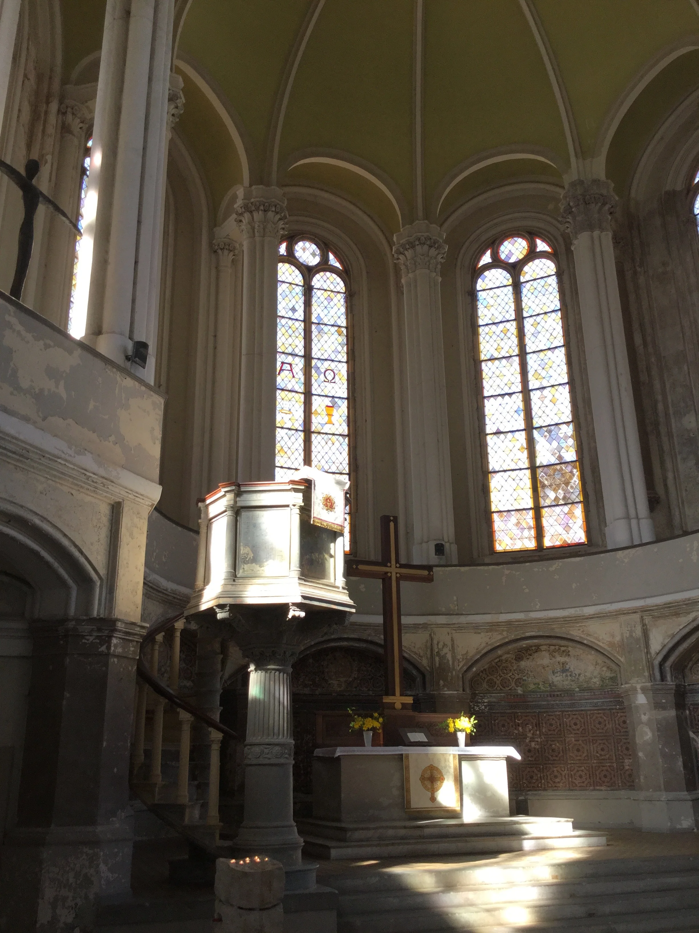 Inside, the ruins of Zionskirch. 