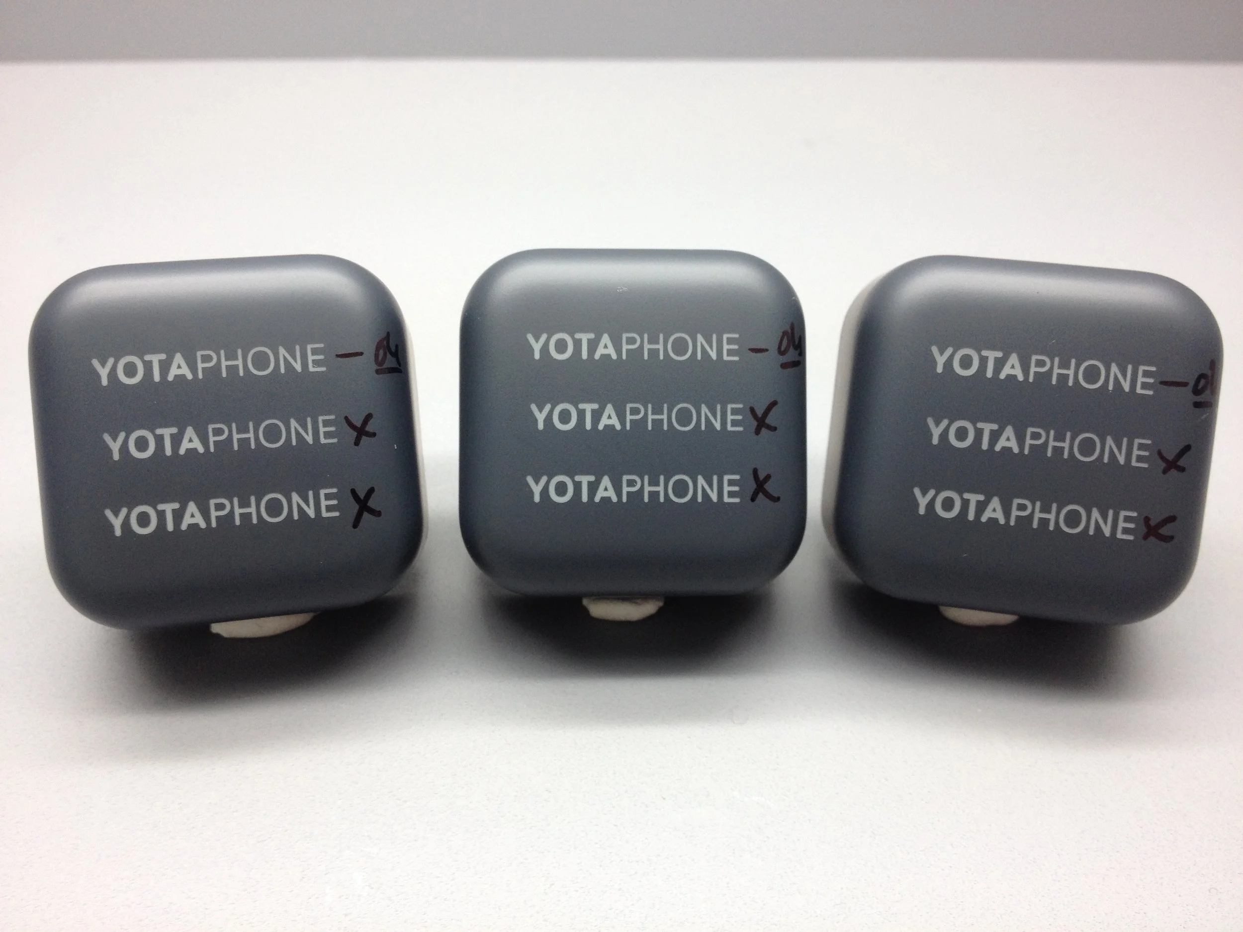 Adapter primary color assessment