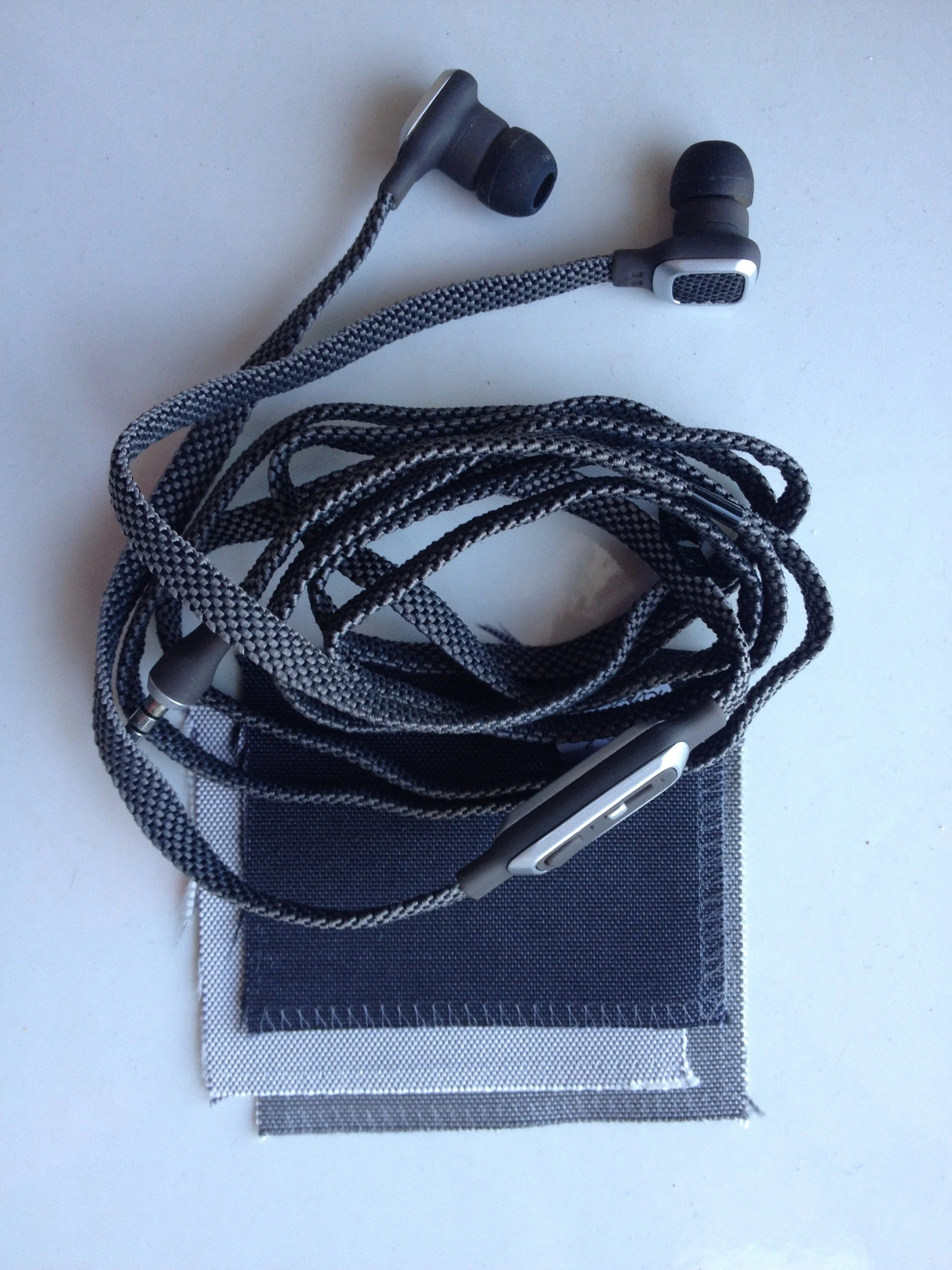 Earphone flat fabric
