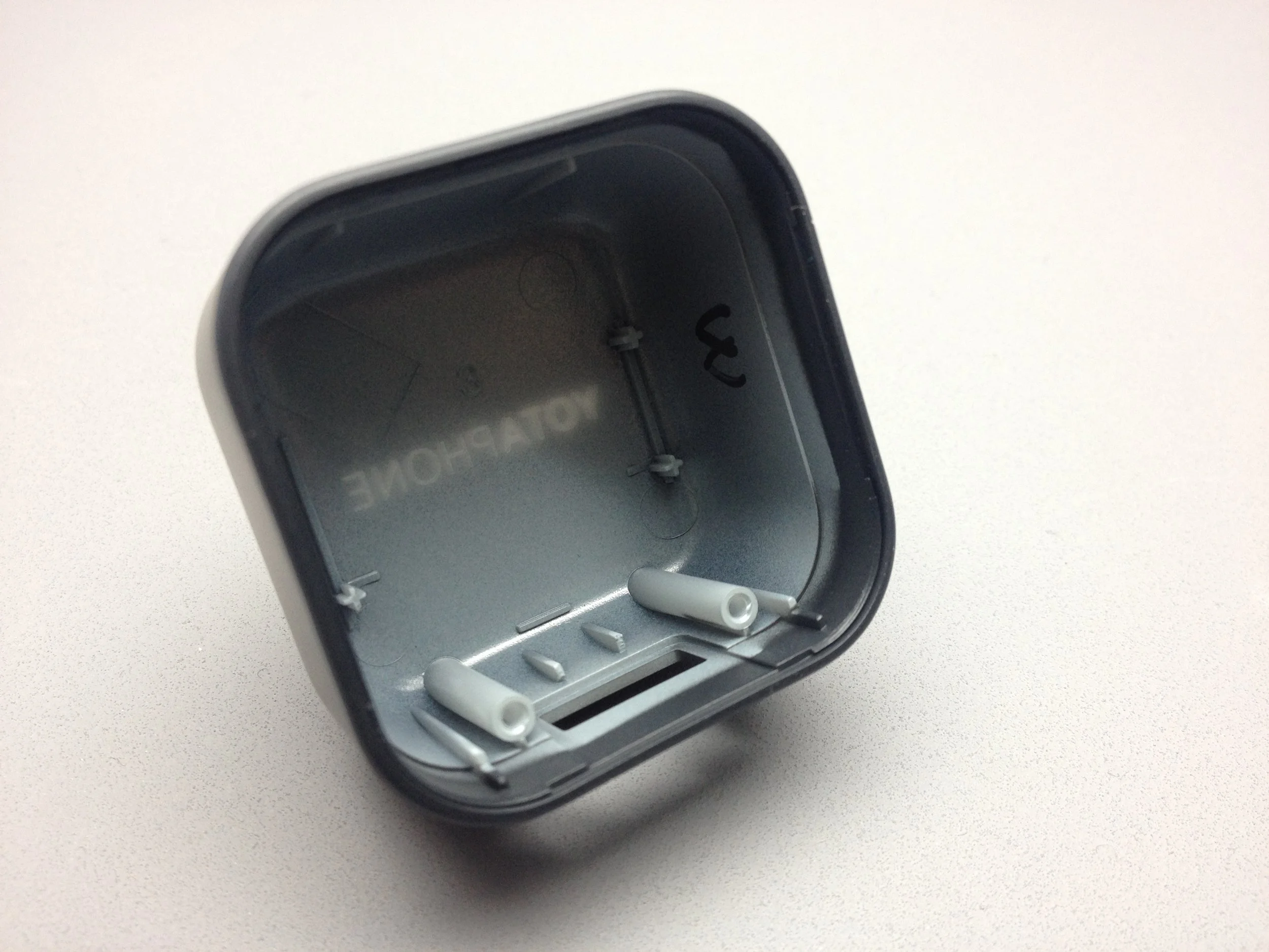 Adapter logo color assessment