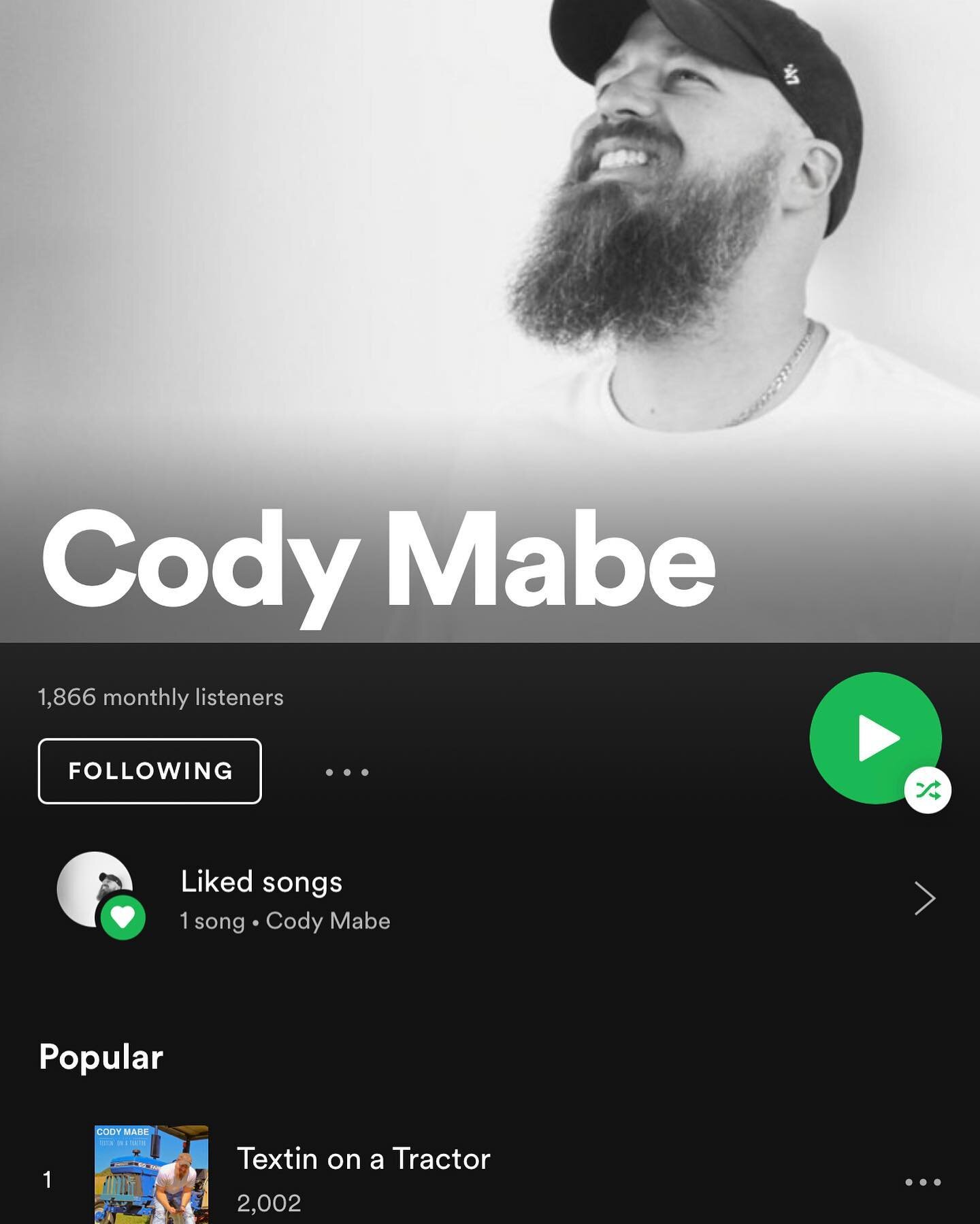 Can&rsquo;t thank all the people enough that have streamed and downloaded Textin On A Tractor! @towermusicgroup thank you all for believing in me and I appreciate you, and I ain&rsquo;t gonna let ya down! Just gettin started! #countrymusic #nashville