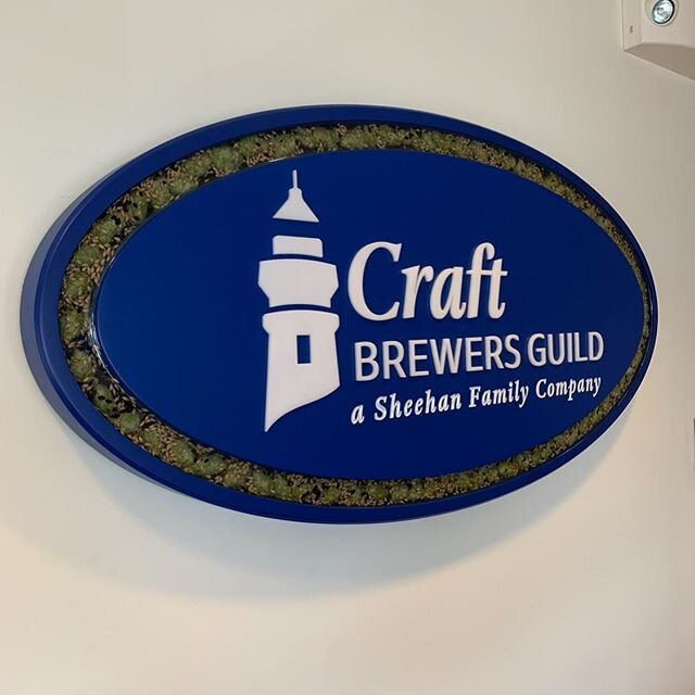 Real hops. Real barley. Real cool sign. A fun project in conjunction with @gate3design for Craft Brewers Guild. Real ingredients set in Epoxy. #carvedsigns #beer #hops #barley #matthewspaint #acrylic