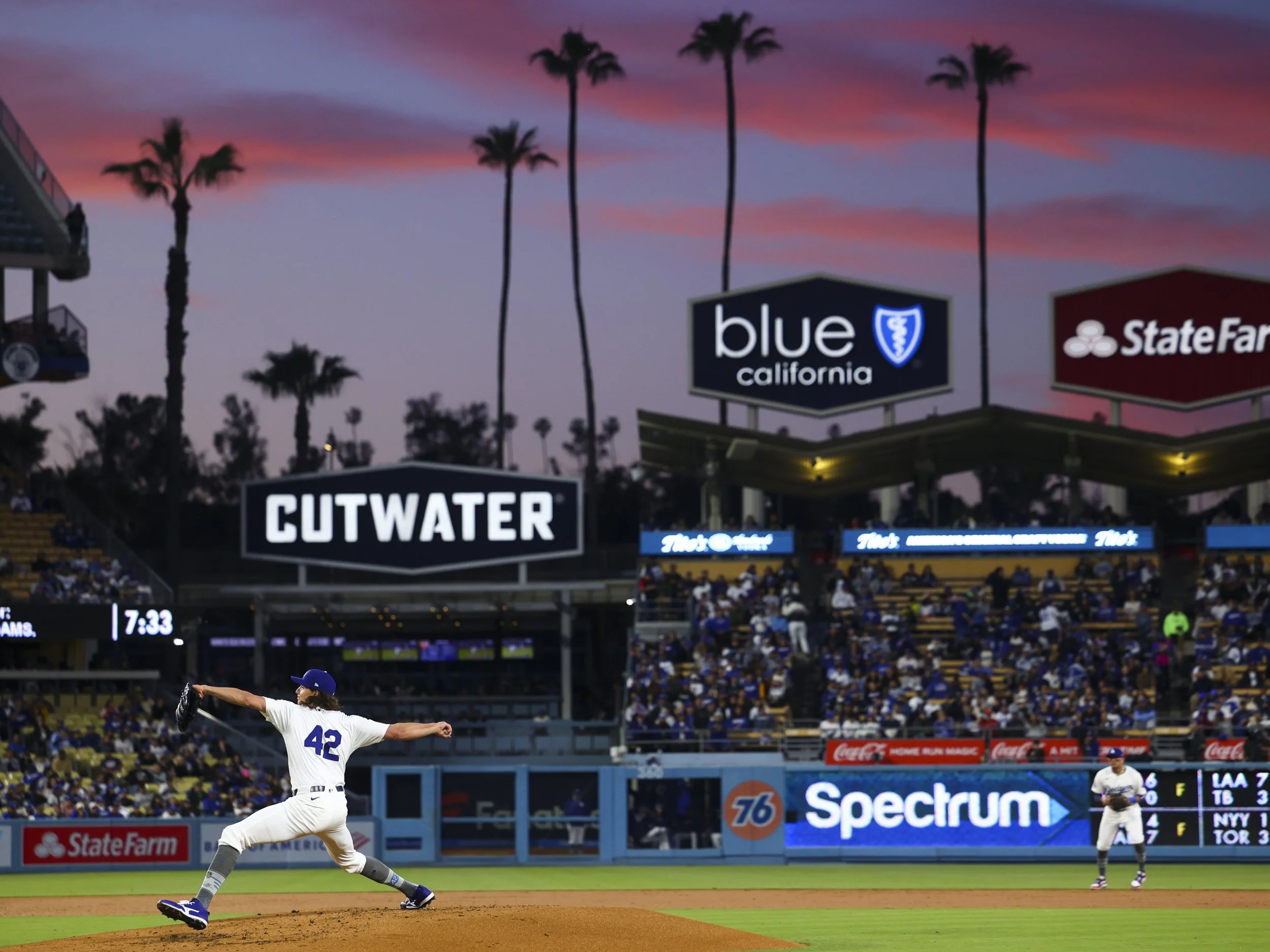 20240415_WAS@LAD_Tyler Glasnow Sunset Scenic_JAlcheh.jpg