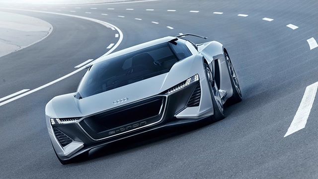 The future is creeping up on us @audi PB18 E-tron