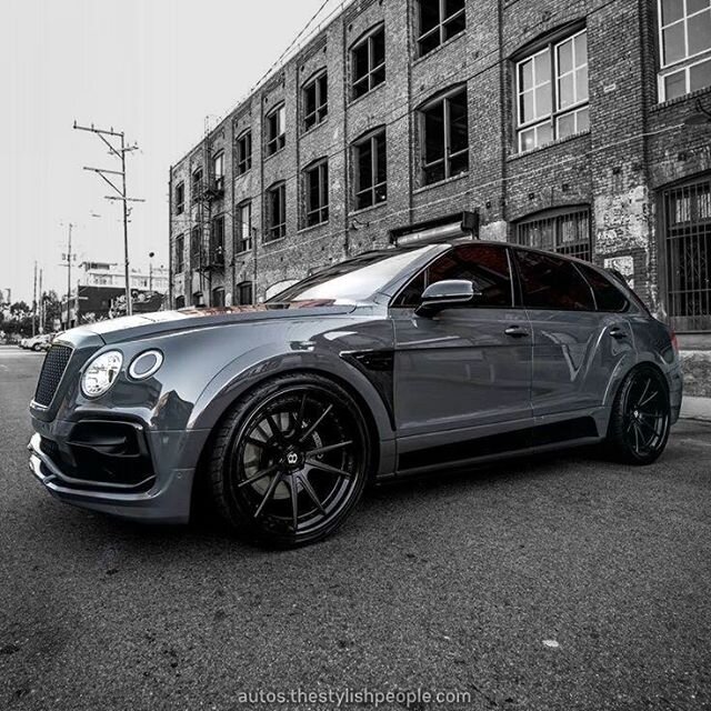 The @bentleymotors #bentayga 🤤
...
...
...
...
...
...
...
#janefinch #custom #ring #gold #onyx #toronto #jewelry #silver #janefinchclub #jointheclub #caratclub #bythecarat #ringcometrue #carats #diamonds #diamond #moissanite #eternityband #caratclu
