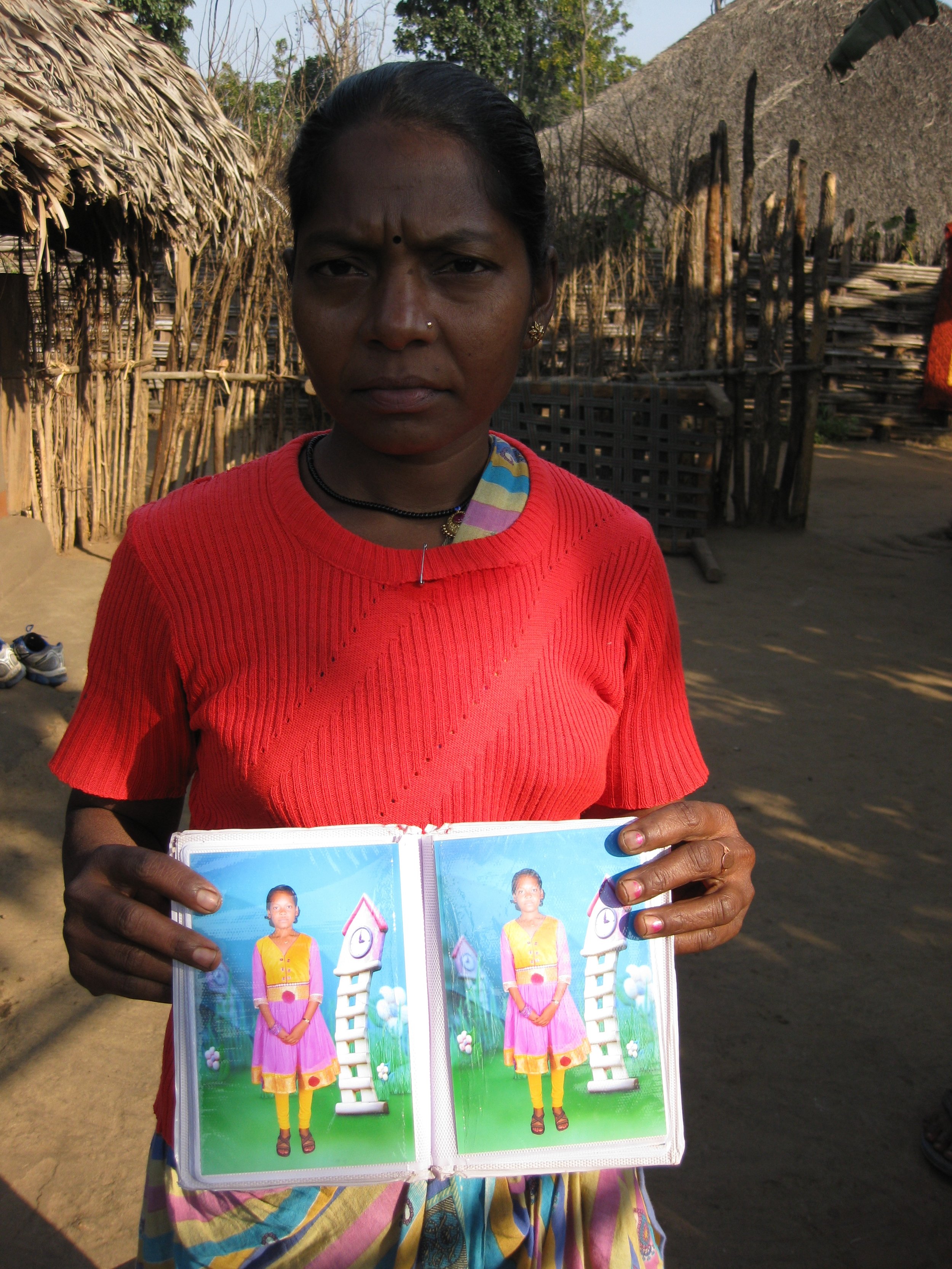Z12cAdivasi woman from Chhattisgarh living in a displaced village In Telengana.jpg