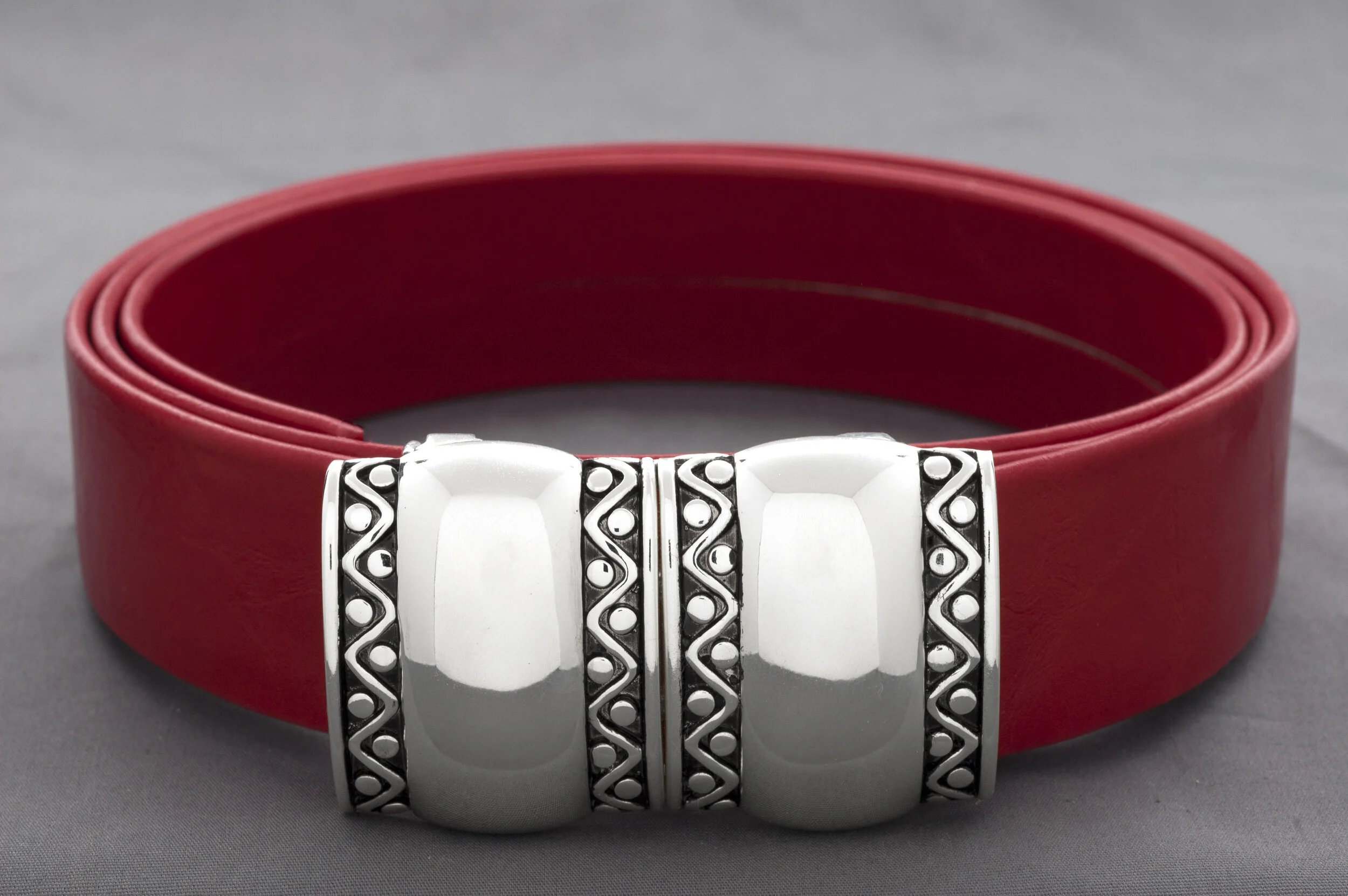 Beaded Edge Dome/ Silver Interchangeable Buckle