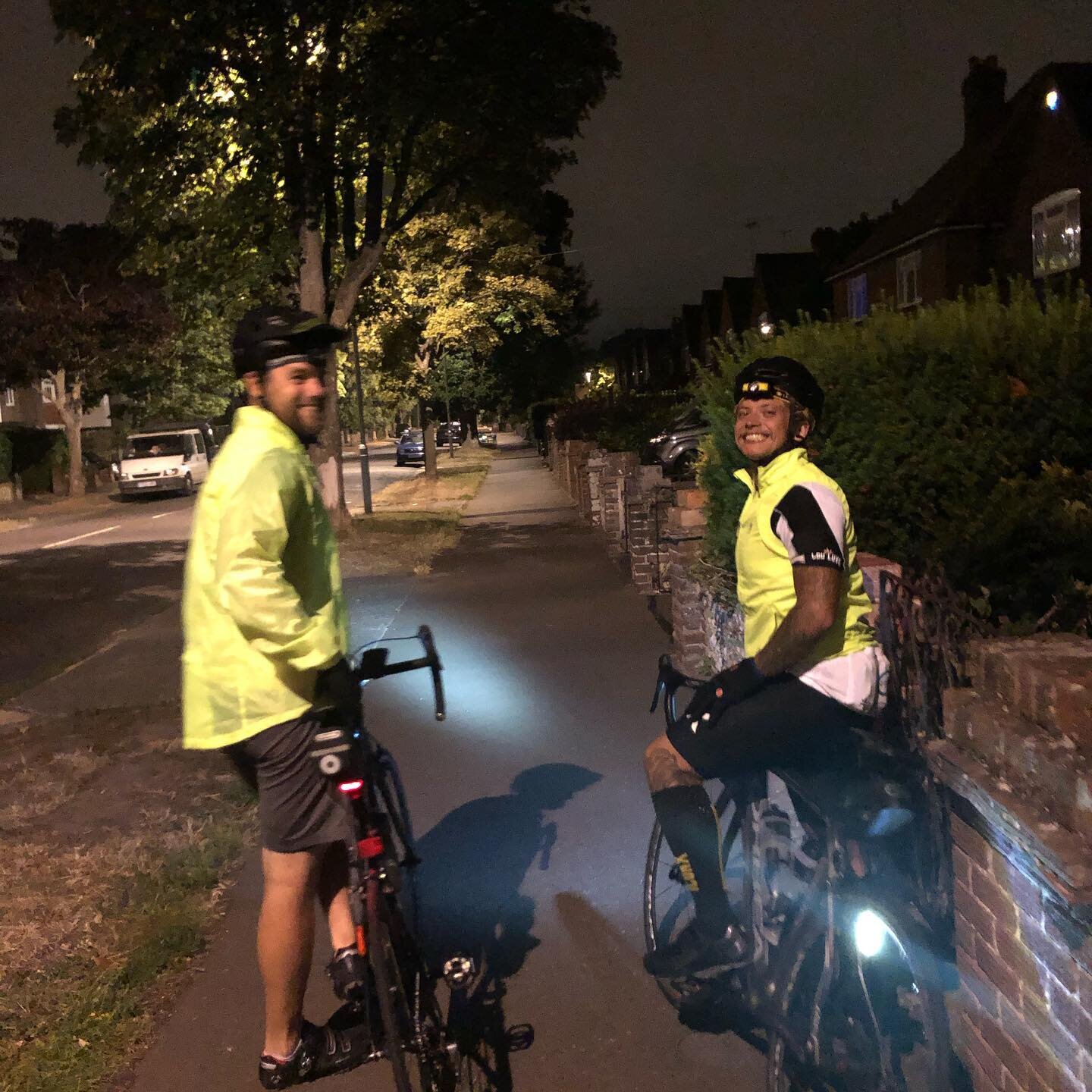 Darkness and a bit of drizzle won&rsquo;t stop them! 
#EnduroCookie24 #EpioneMedical @mikebdesigns @cook4912 @stbarnabashouse