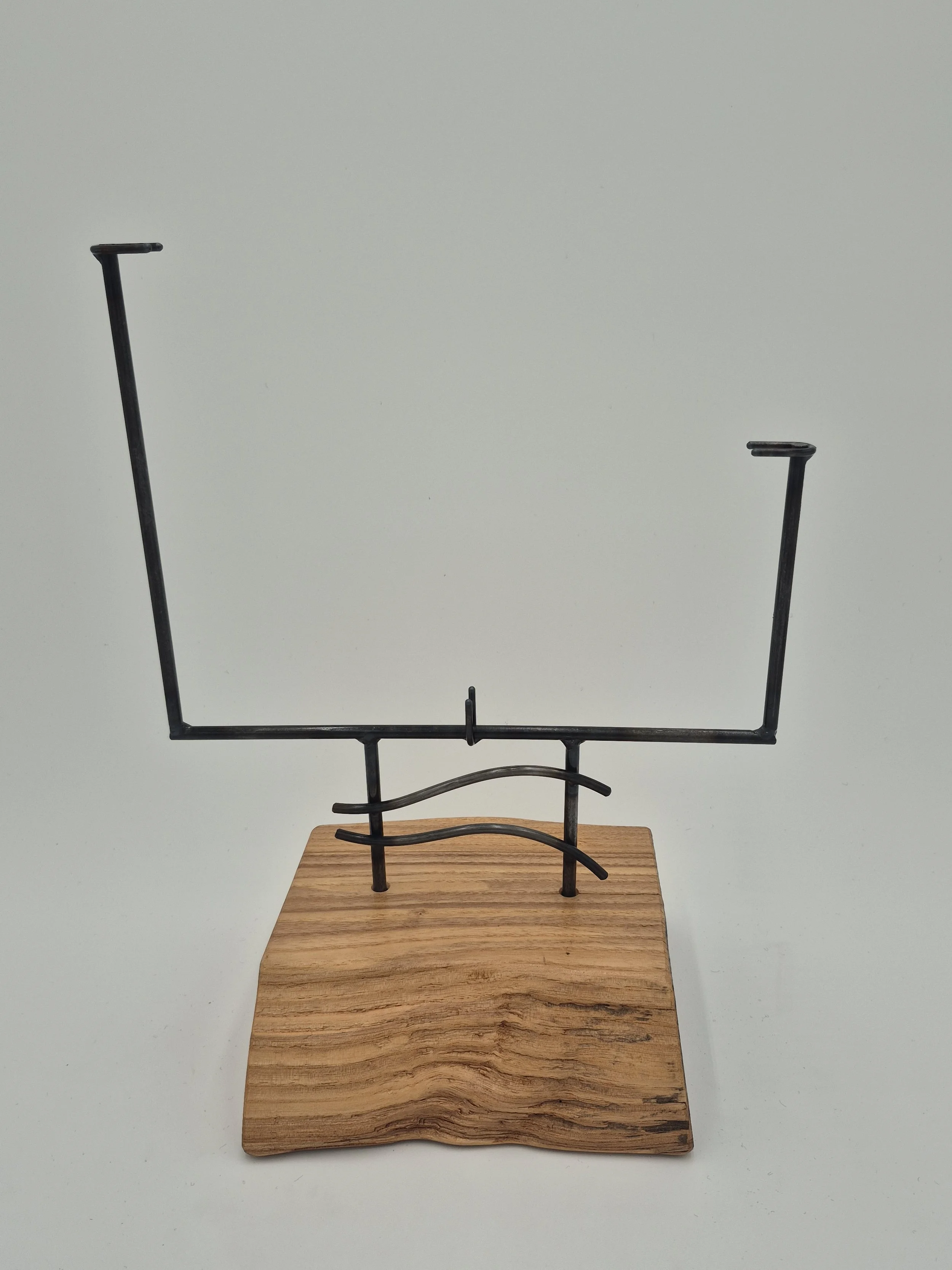 10" glass stand on elm