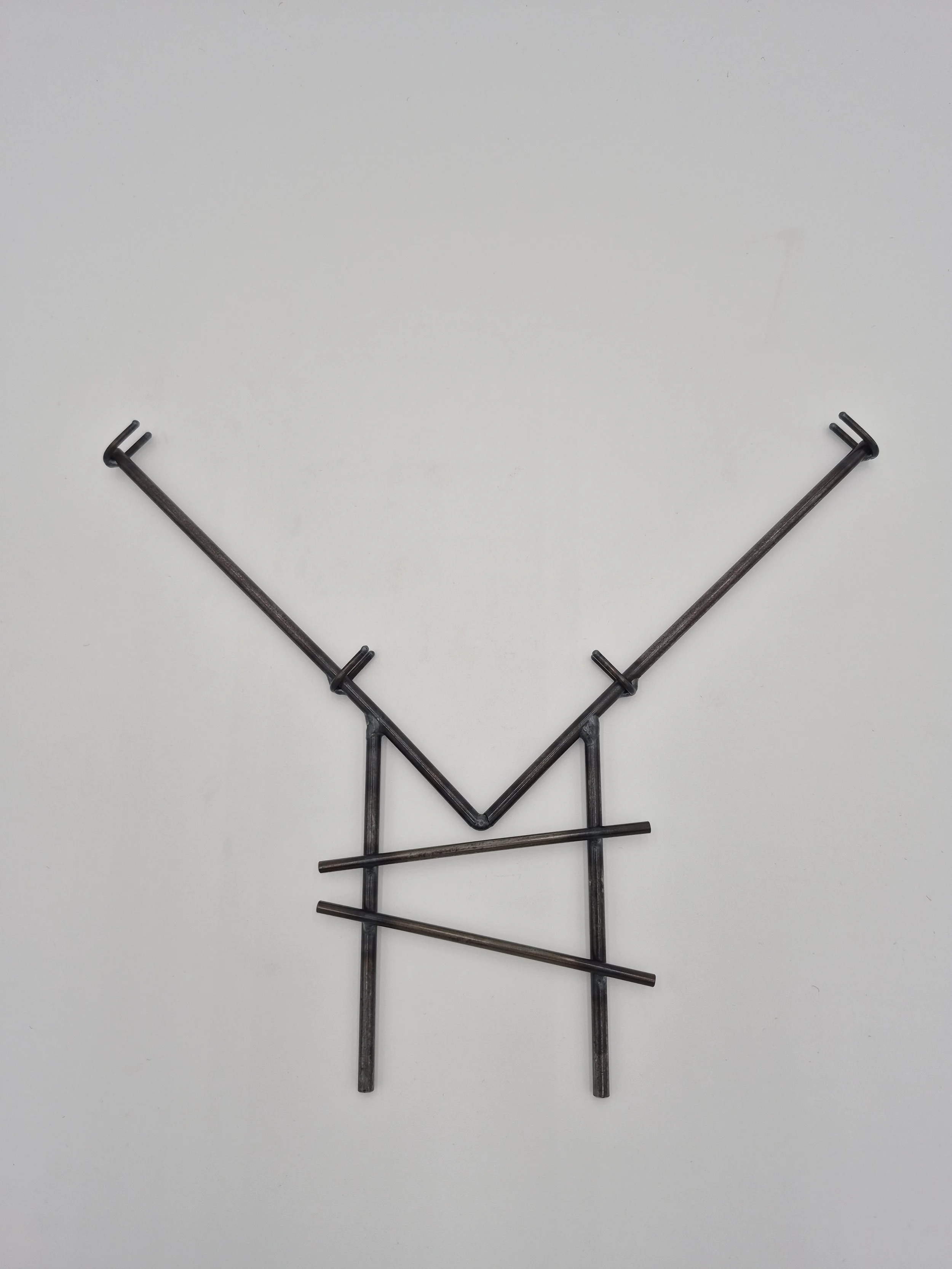 10" v-shaped "frame only" glass stand