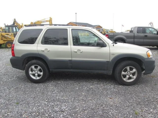 5381+2006+Mazda+Tribute+%2808.27.15%29+b.jpg