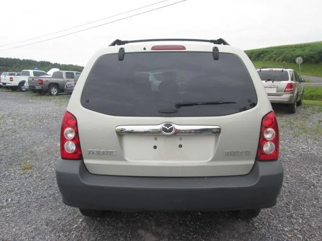5381+2006+Mazda+Tribute+%2808.27.15%29+d.jpg