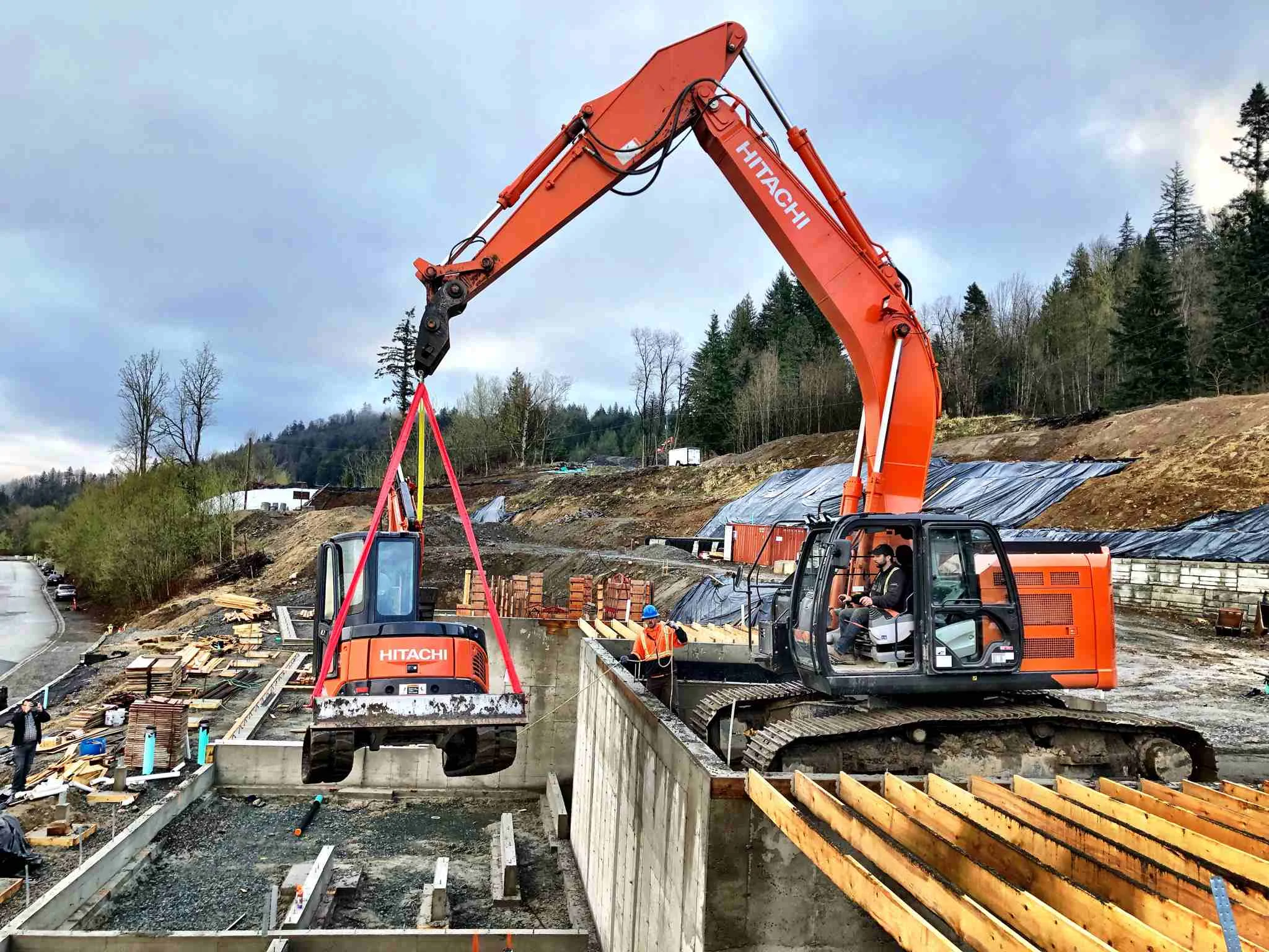 web-machine lift.jpg