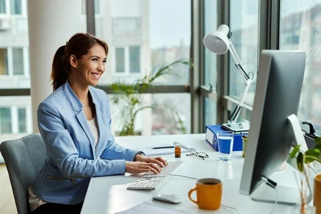 Skip the Degree, Keep the Edge: Smarter Skills for Modern Professionals