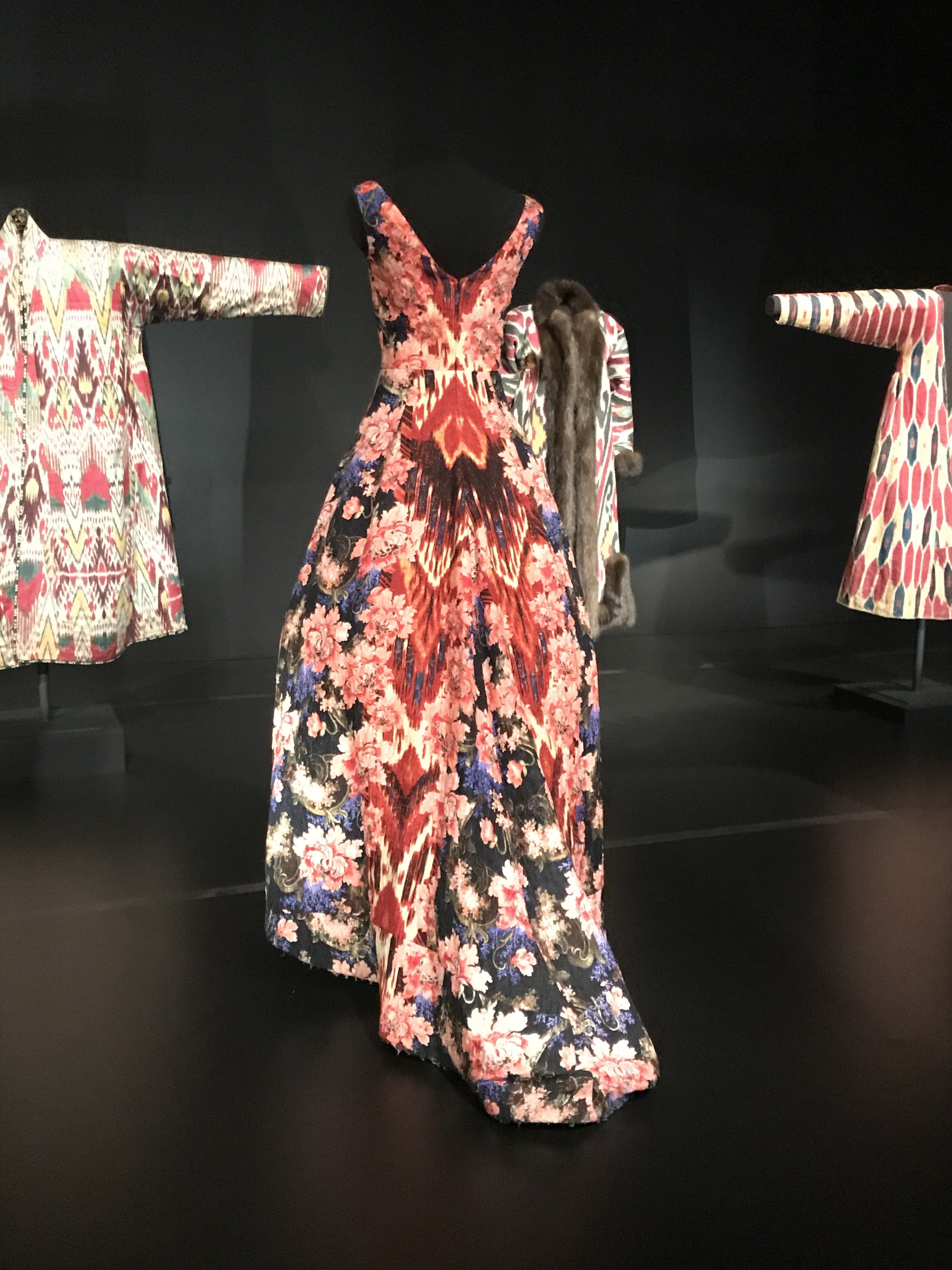 Uzbek Ikat (specially dyed fabric) in an Oscar de la Renta dress. Freer and Sackler Gallery, Washington, DC