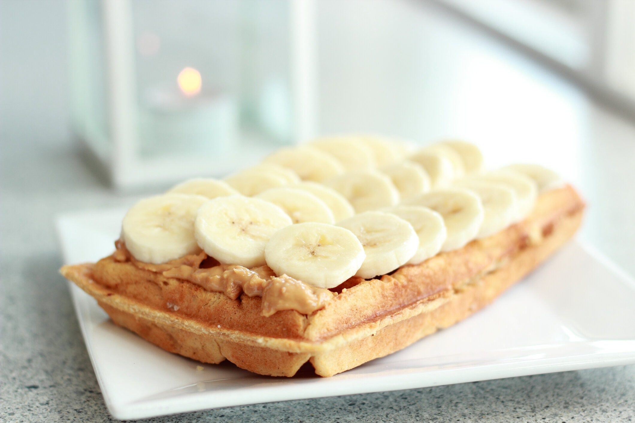 Waffle Yedi con Mantequilla de Maní