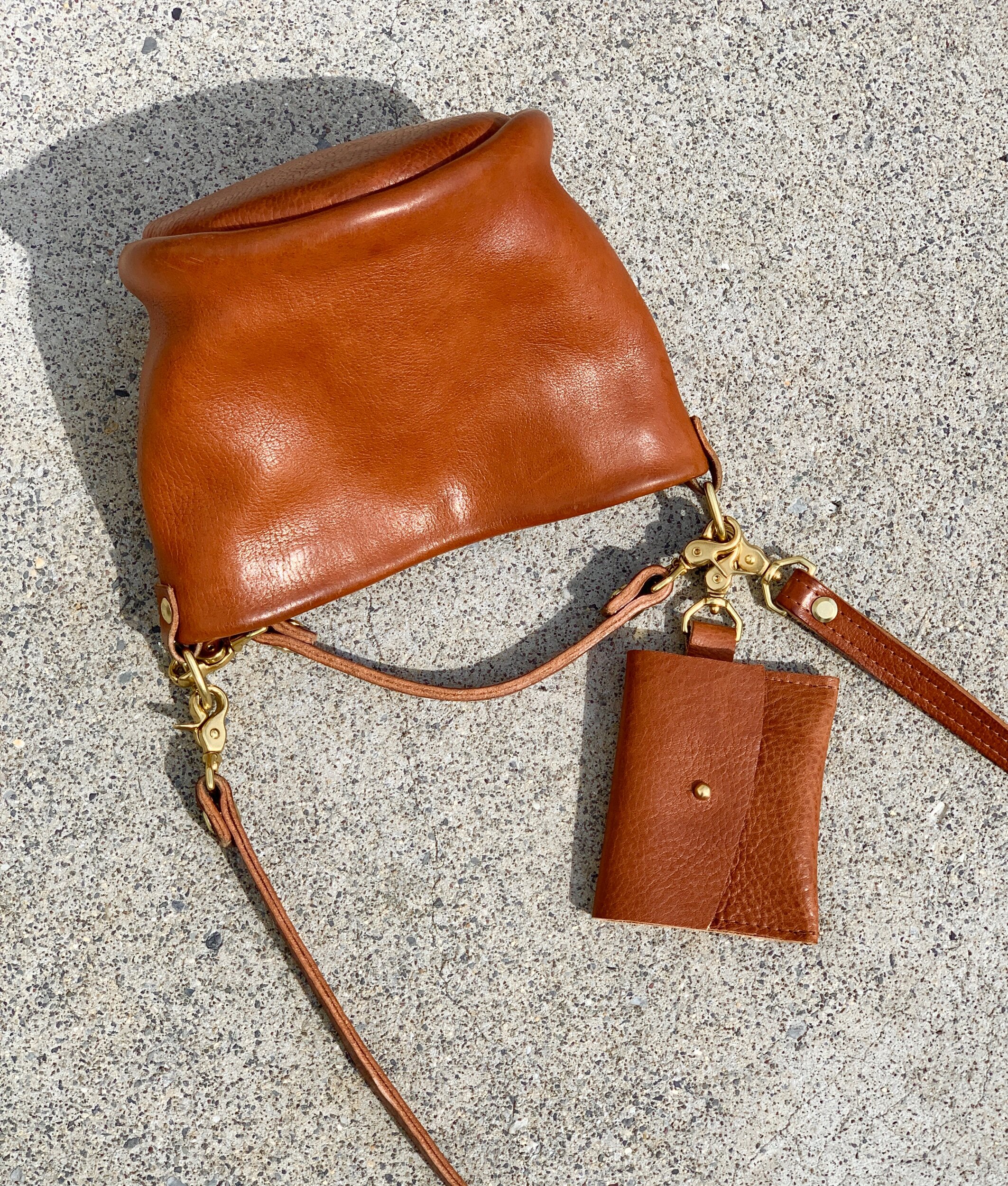 59347D27-FA38-4A4F-A20B-1891BCAF9D87