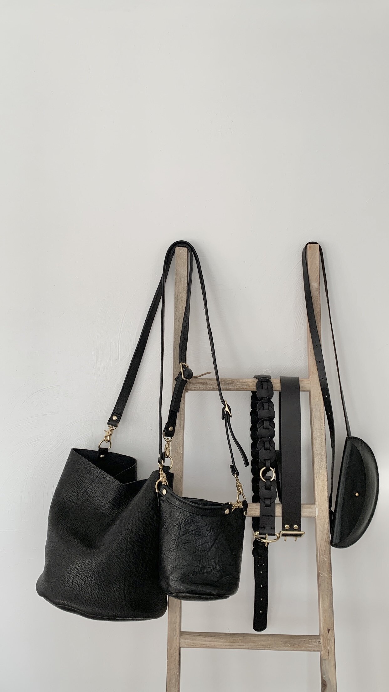 8329702D-3760-474E-914B-85B7F95A4884