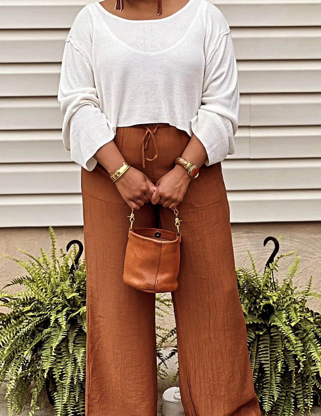 CA1D0DC7-F613-4046-886A-F84A1F6D4DD5