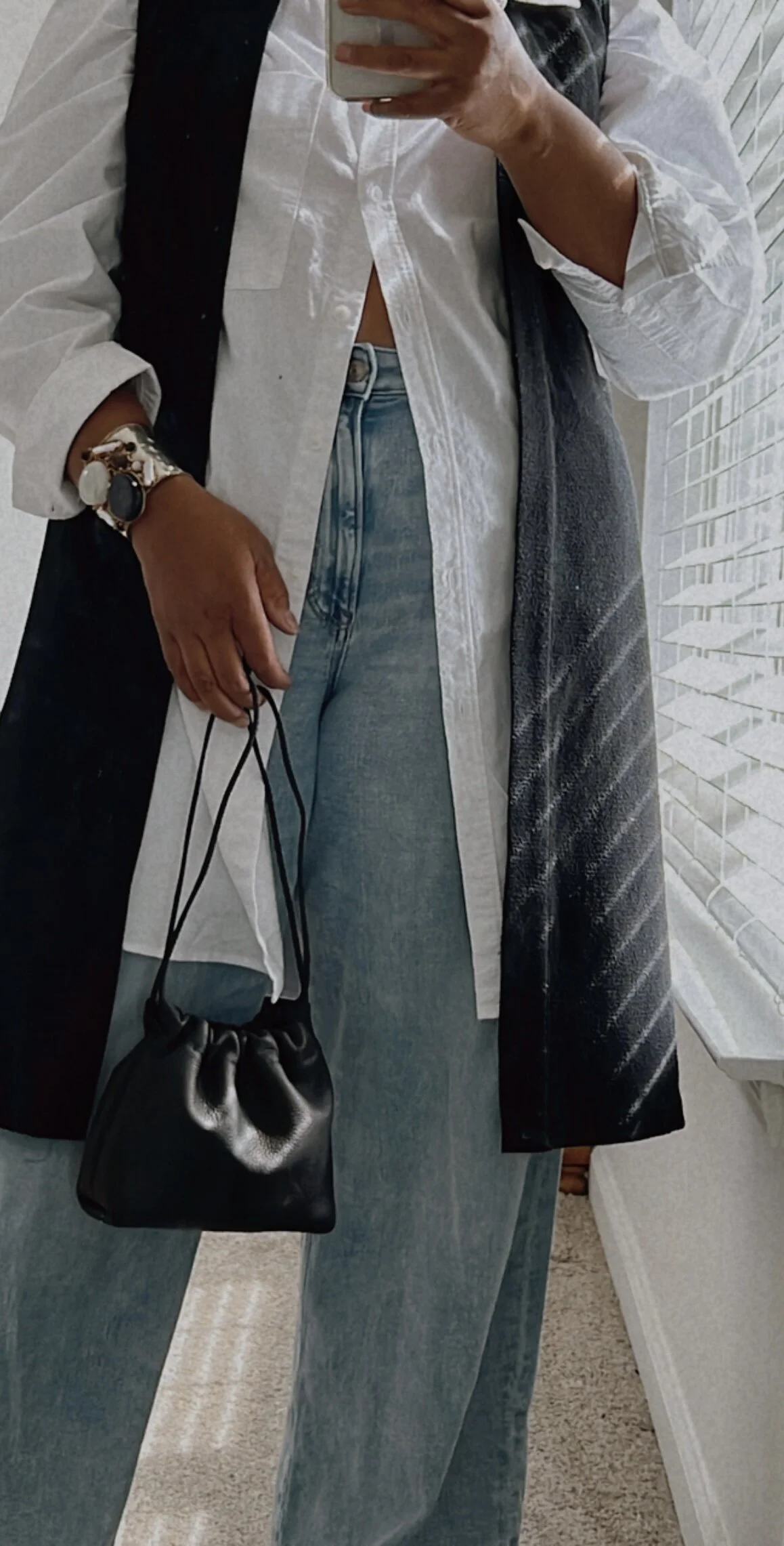 B2572FAA-AD31-4067-B595-21A47BA9B470