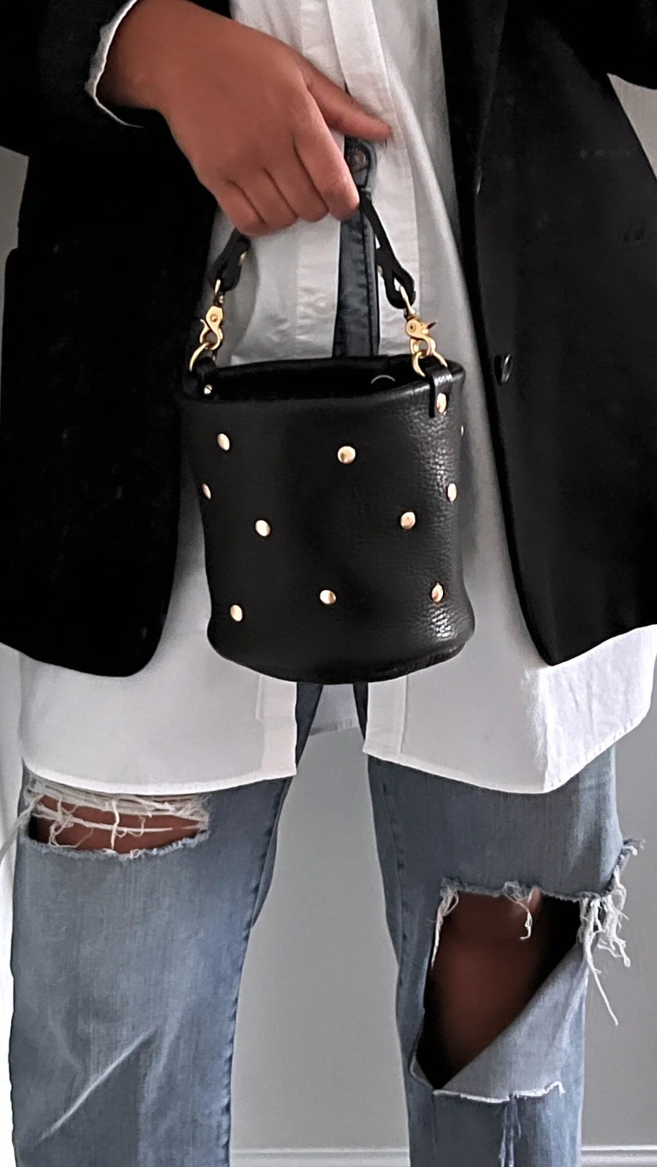 45766380-FA11-43E7-BAA5-A98F3F877F2E