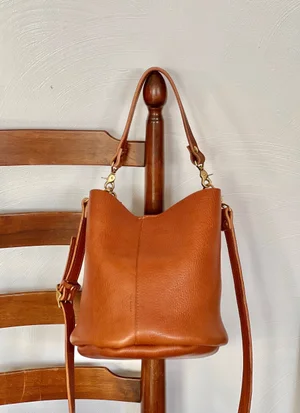【threetimes】23fw Ring bag medium MAG Women's Nude Grain Shoulder Bag Attraction Half Moon