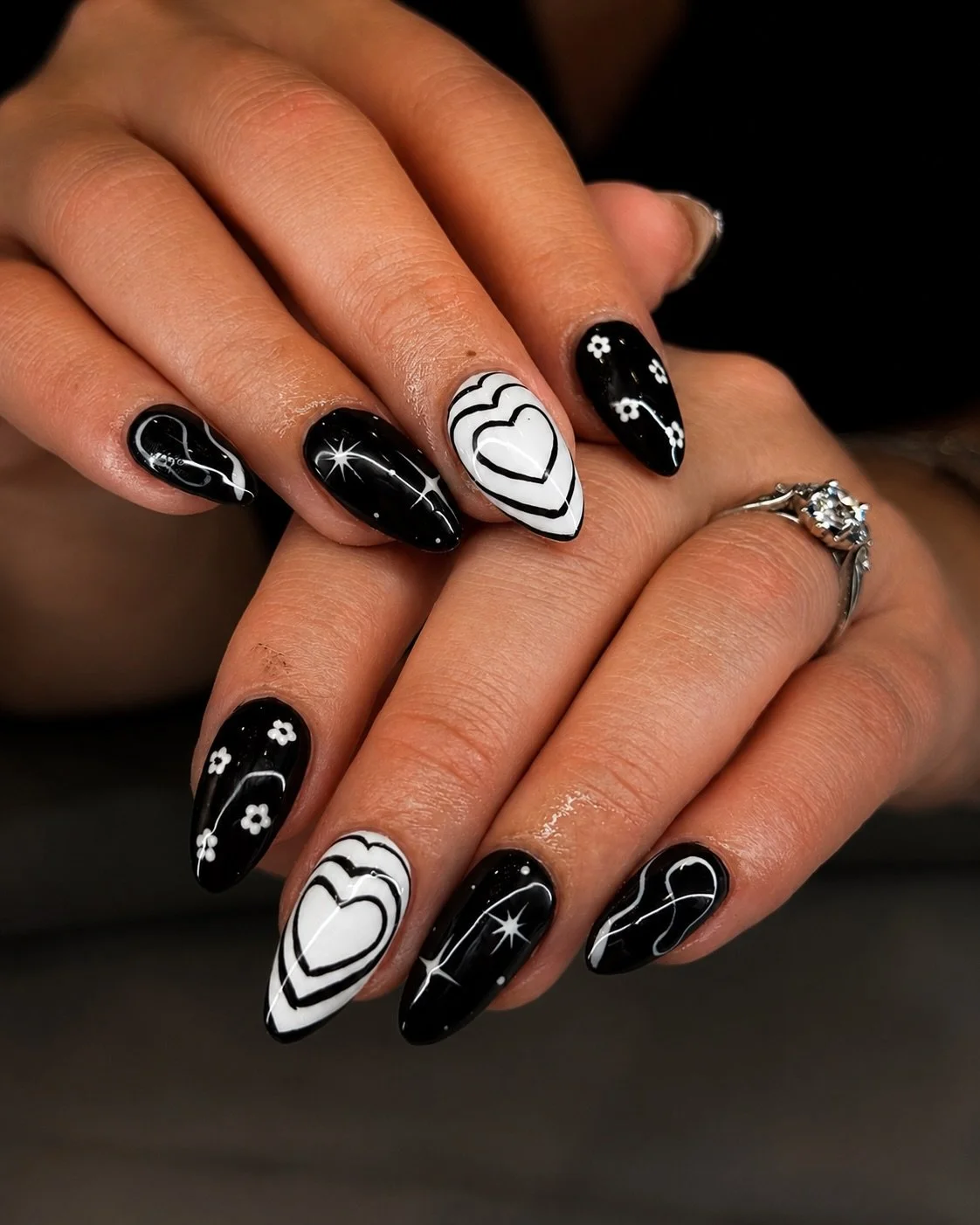 two moods. one nail tech. 💅✨

🍏💗 sweet girl era
or
🖤🤍 cool girl era

Nhi said why choose one aesthetic when you can serve BOTH 👀
From playful applecore prep to bold monochrome hearts&hellip; every set has main character energy ✨

So be honest&h