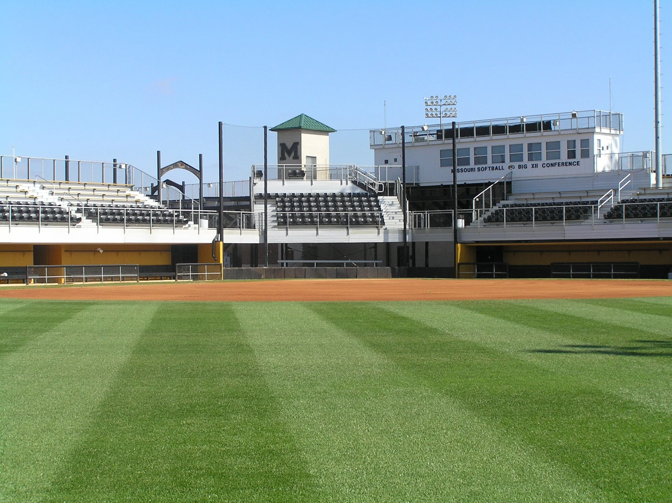 MU Softball 003 (22).jpg