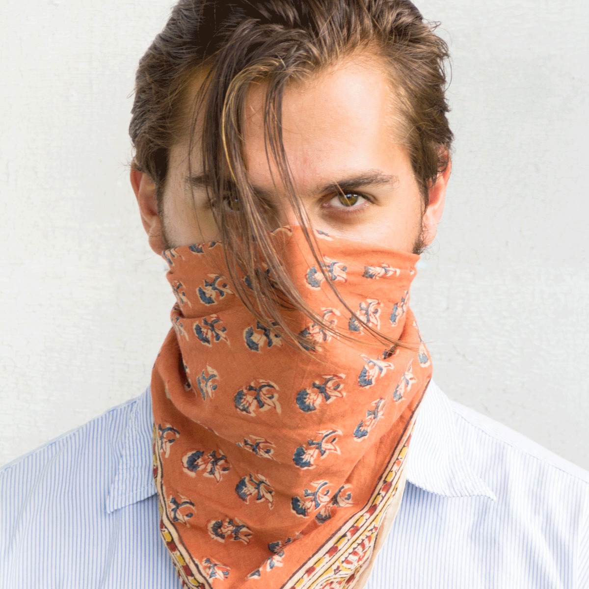 sydney_bandanna.gif