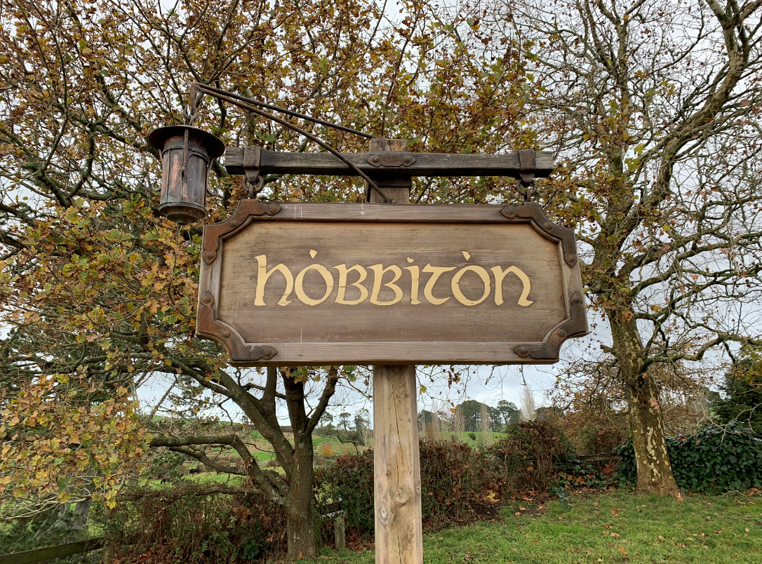 Hobbiton and Glow Worms | Hobbiton y luciérnagas