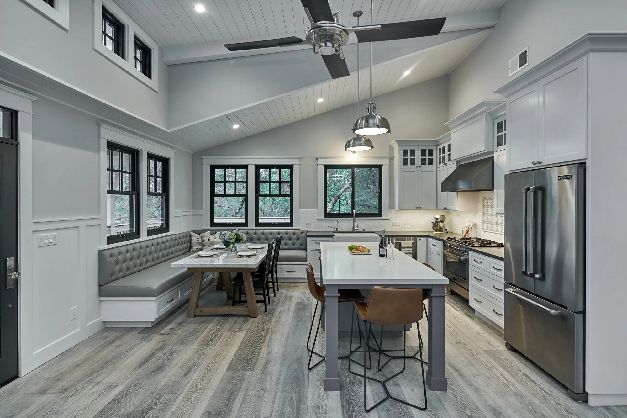 19350 Overlook Rd 1.jpg