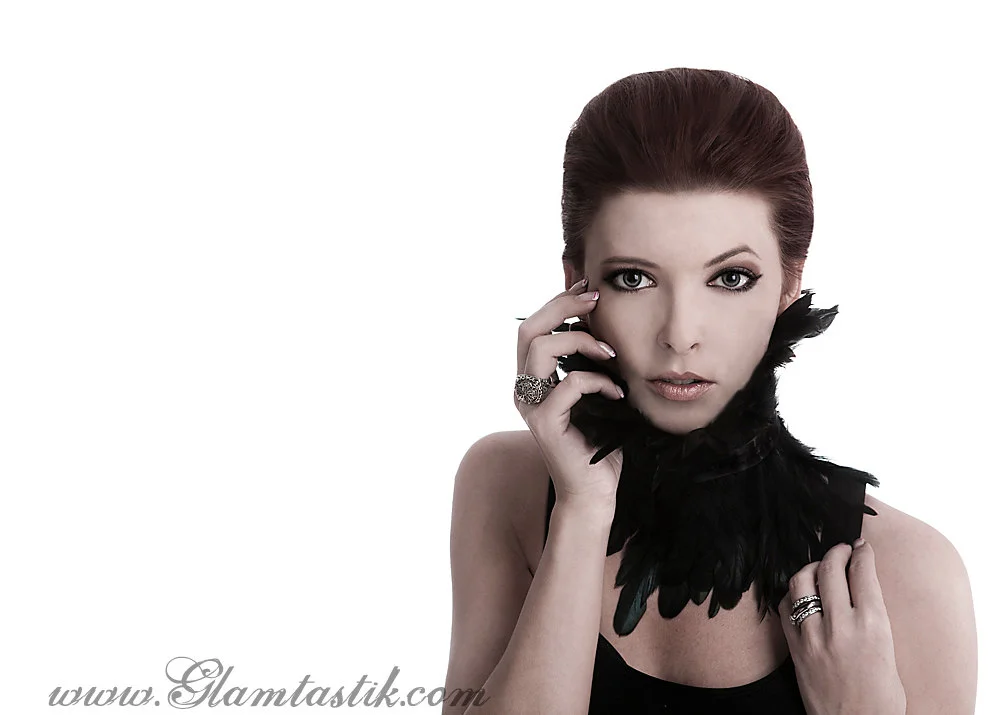 One size fits all High Neck Black feather collar high neck with black trim