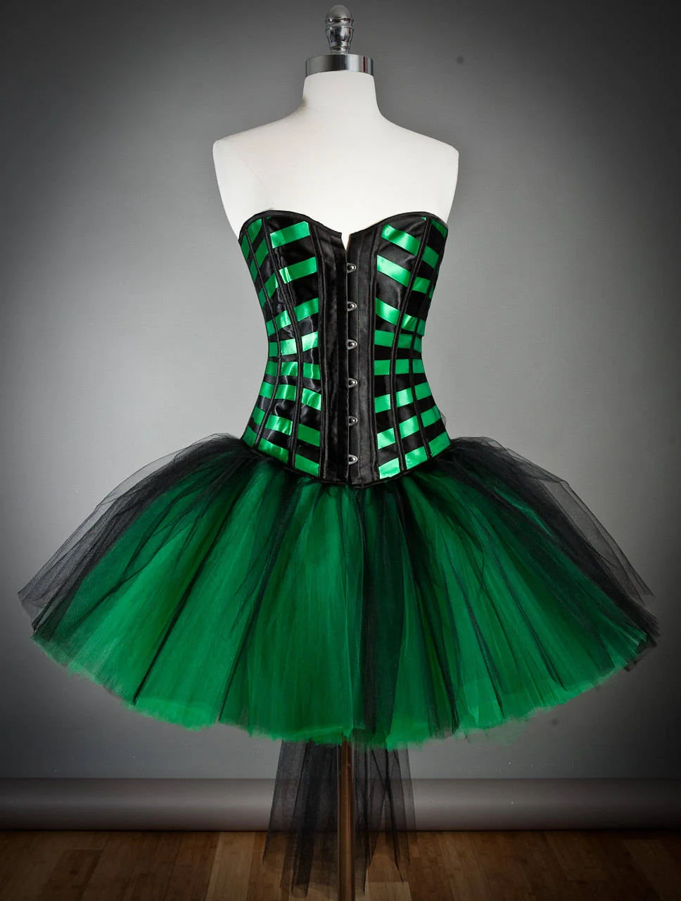 Custom Size Black and Emerald Green Burlesque tulle corset Prom dress