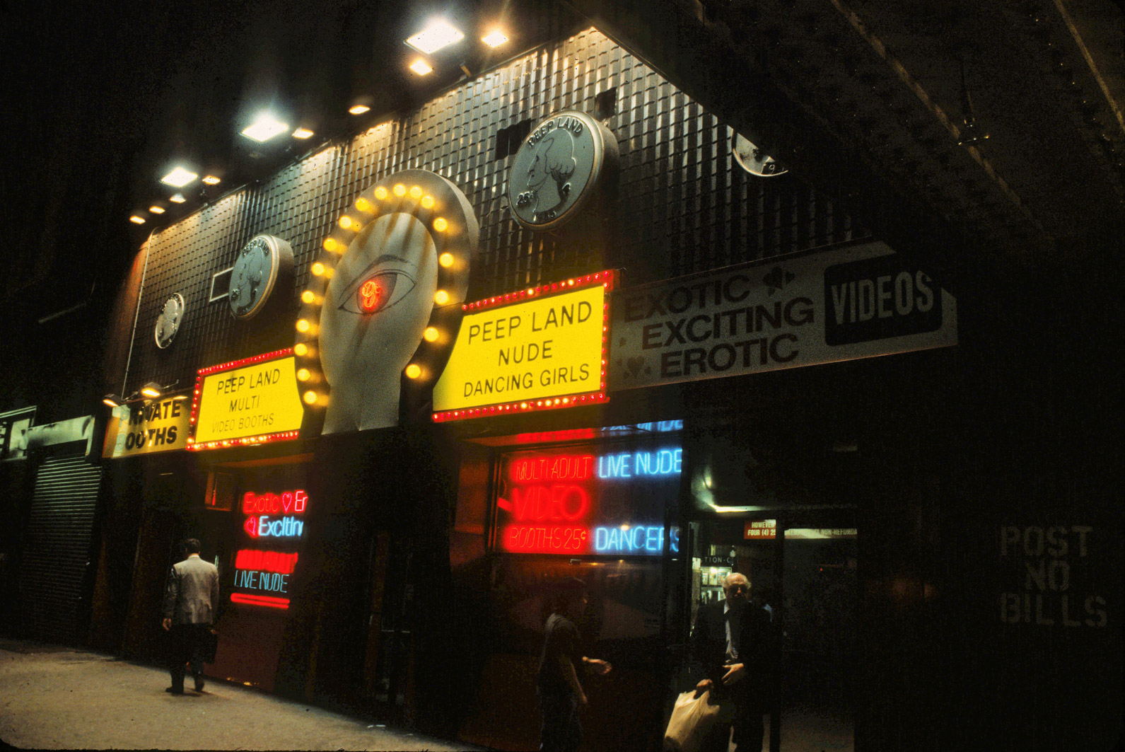 An adult entertainment establishment circa 1992. Over time, 42nd Street became synonymous with the sex industry. Credit: Peter Aaron/Otto for Robert A.M. Stern Architects