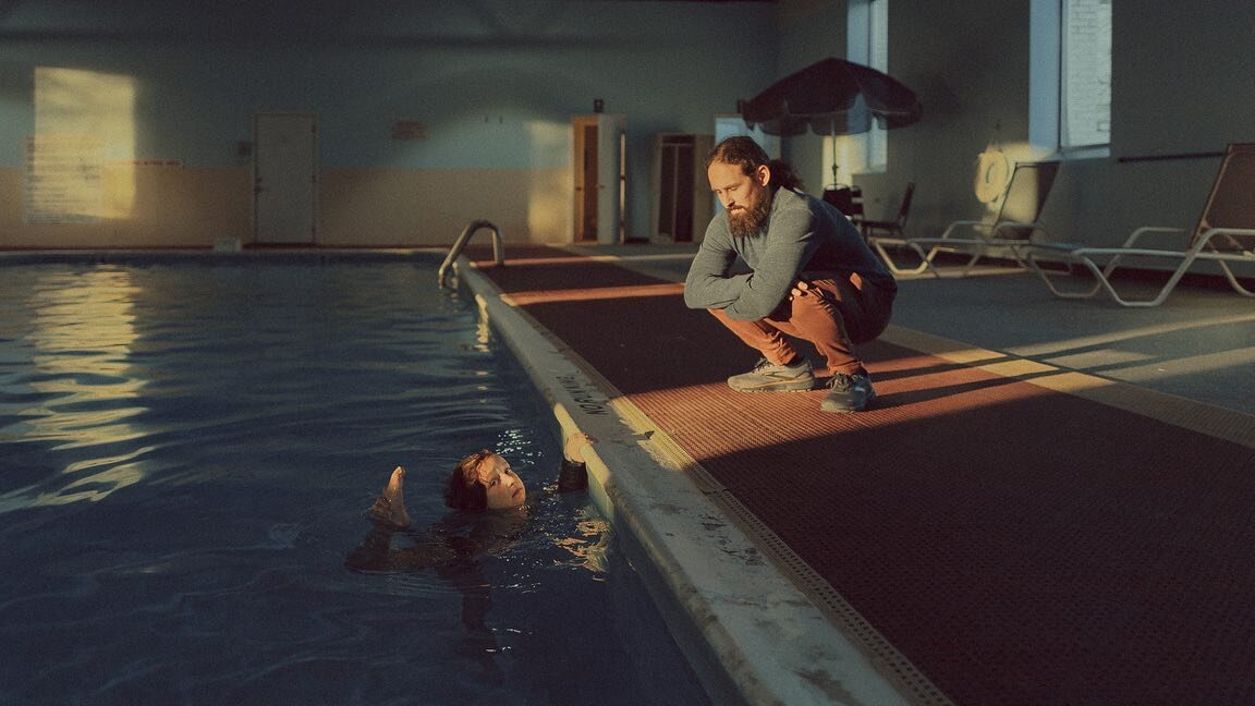 My favorite thing about this first image is the harmony. @seanpentecost serendipitously dressed in the same tones as the pool room and he&rsquo;s in such harmony with the environment. I mean c&rsquo;mon, do you see how perfectly his pants match the f