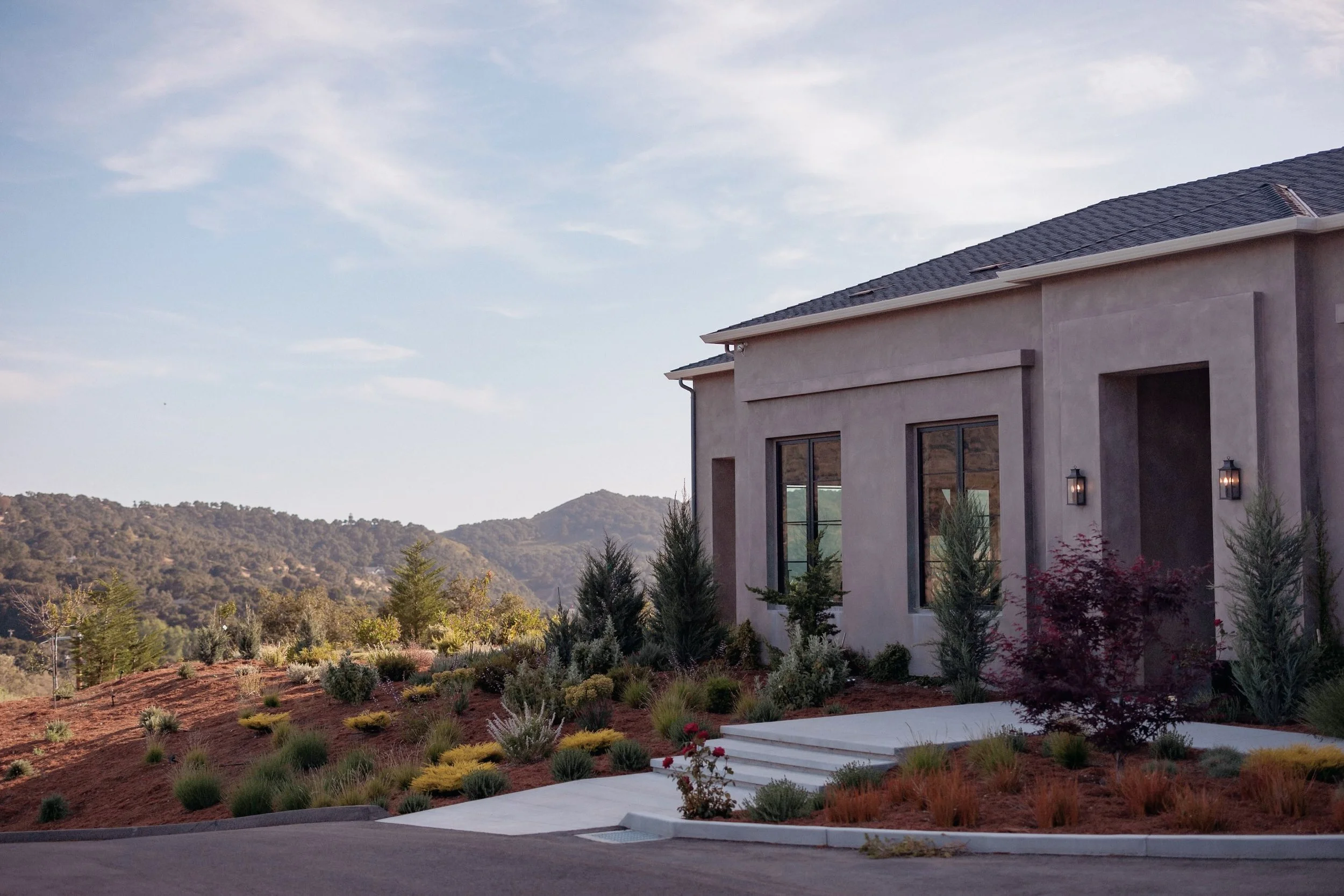 Framed by the surrounding landscape, this contemporary canyon residence is defined by balance, light, and harmony.

#brockitecture #architecture #interiordesign #CustomHomeDesign #LuxuryHomesCalifornia

Landscape: @contour.la 
Structural: Murphy Stru
