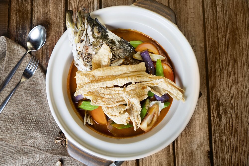 Claypot Assam Curry Barramundi Fish head1.jpg