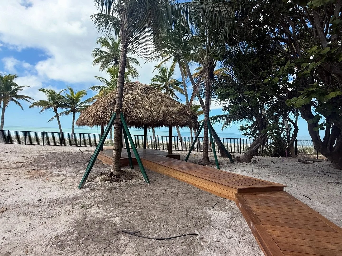 This Port Royal home is an unforgettable project — our team handled the complete interior and exterior trim package, including this custom beachside deck. Every detail was built to reflect the home’s luxury and the laid-back beauty of the